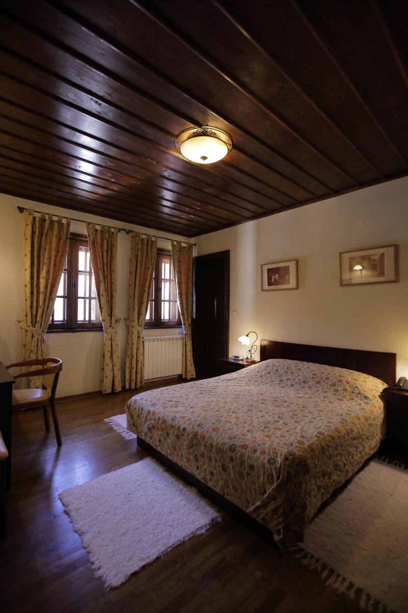 Comfort Double Room with Cot Available photo 1
