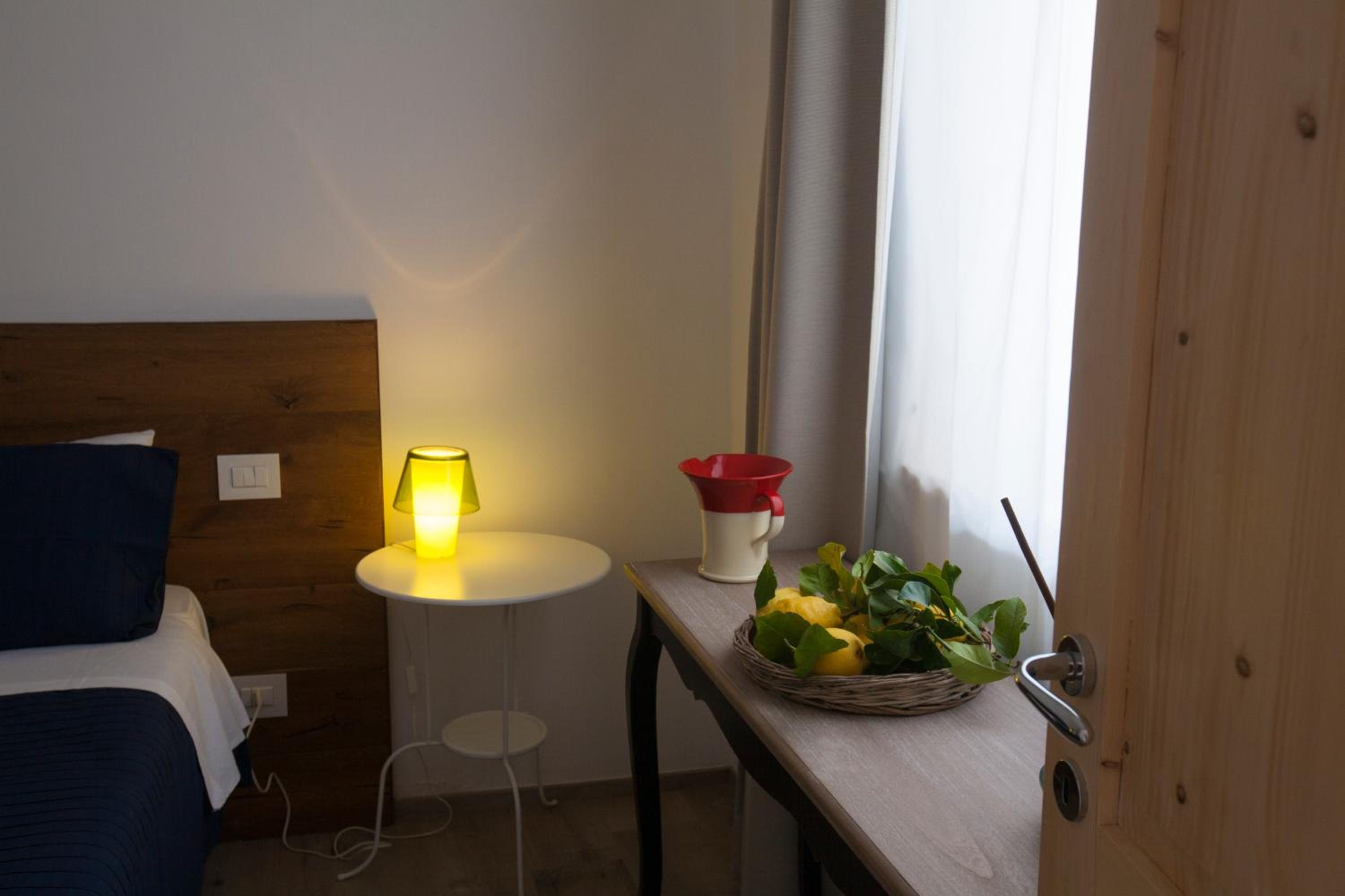 Double Room - Ground Floor photo 2