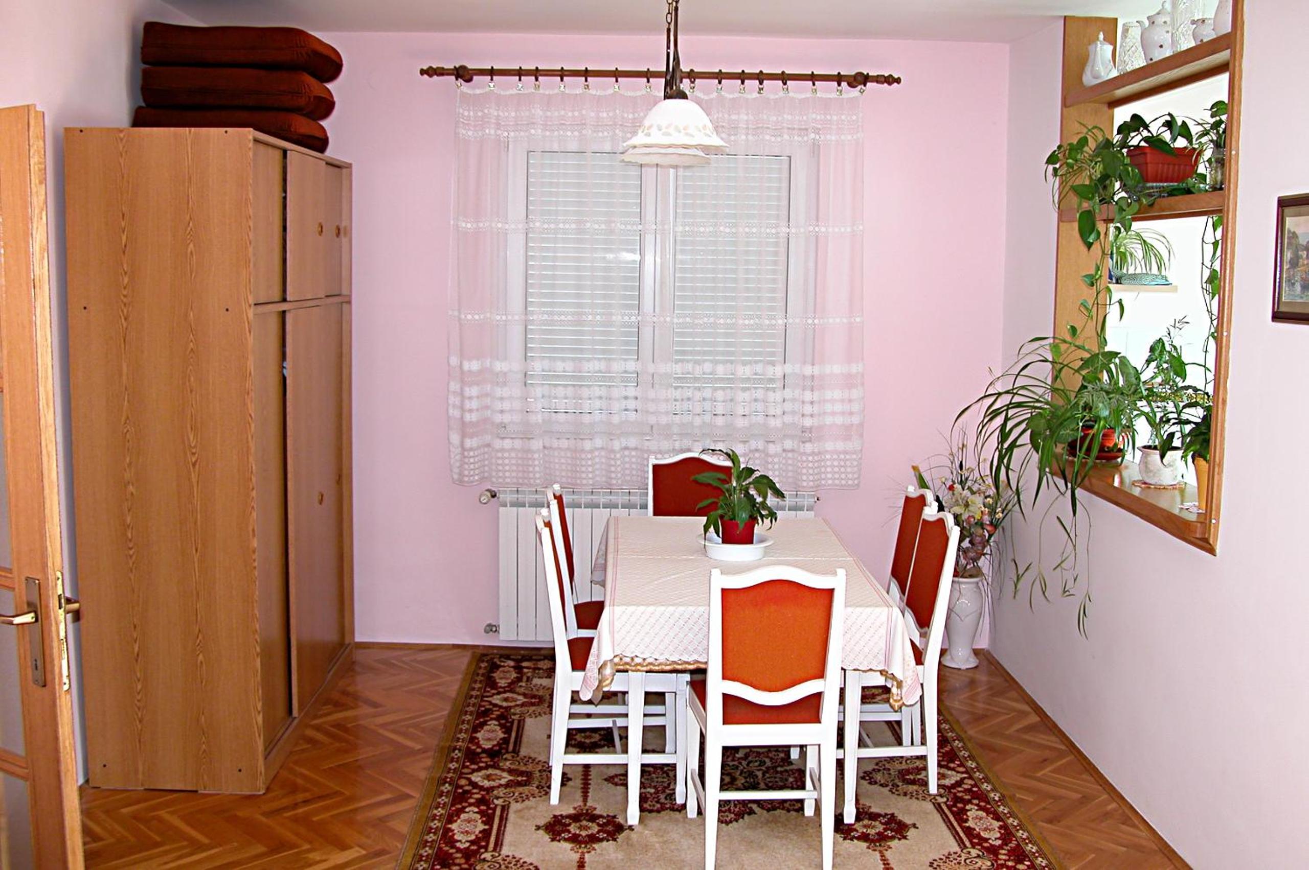 Studio with Balcony photo 3