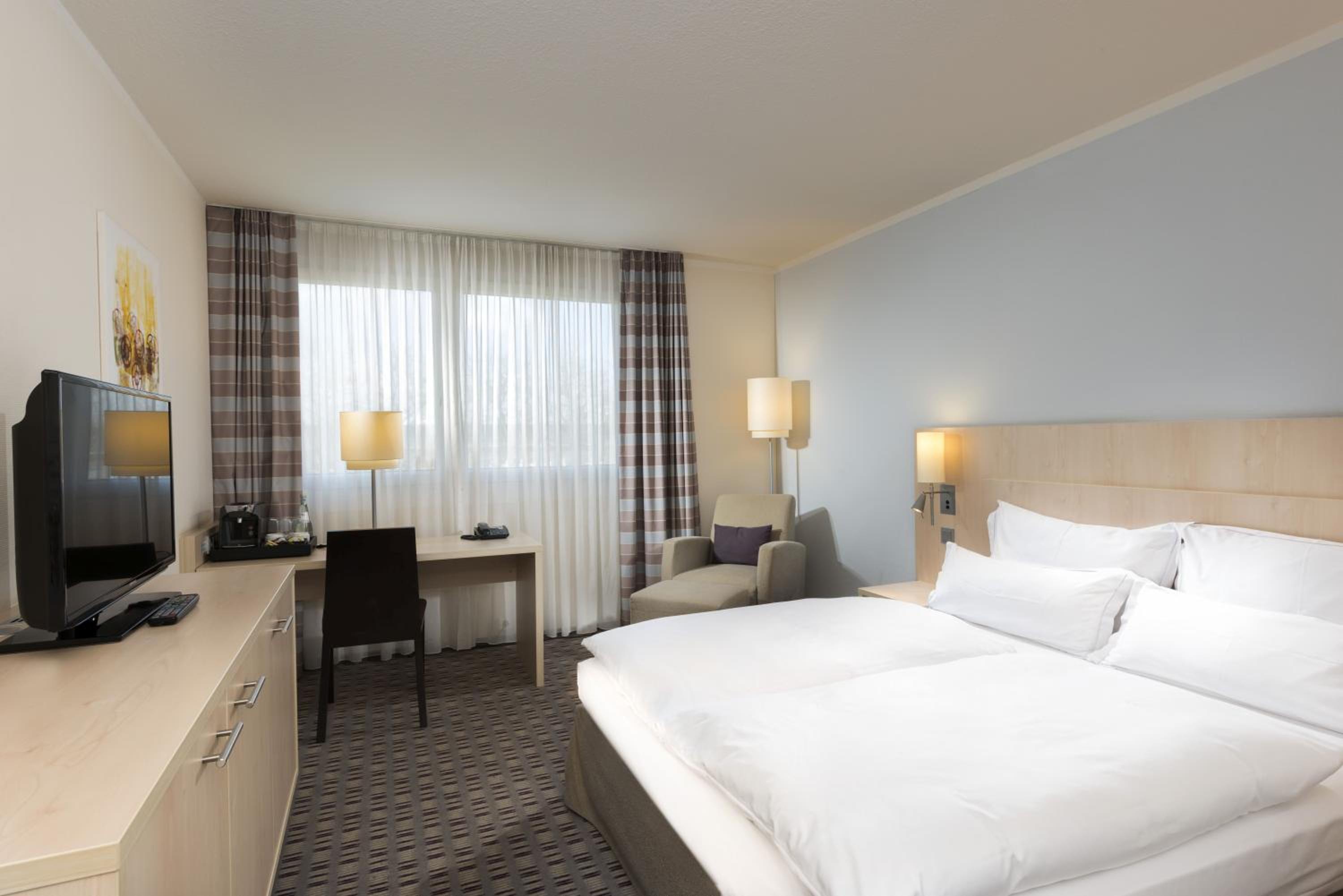 Standard Double Room - Photo 1