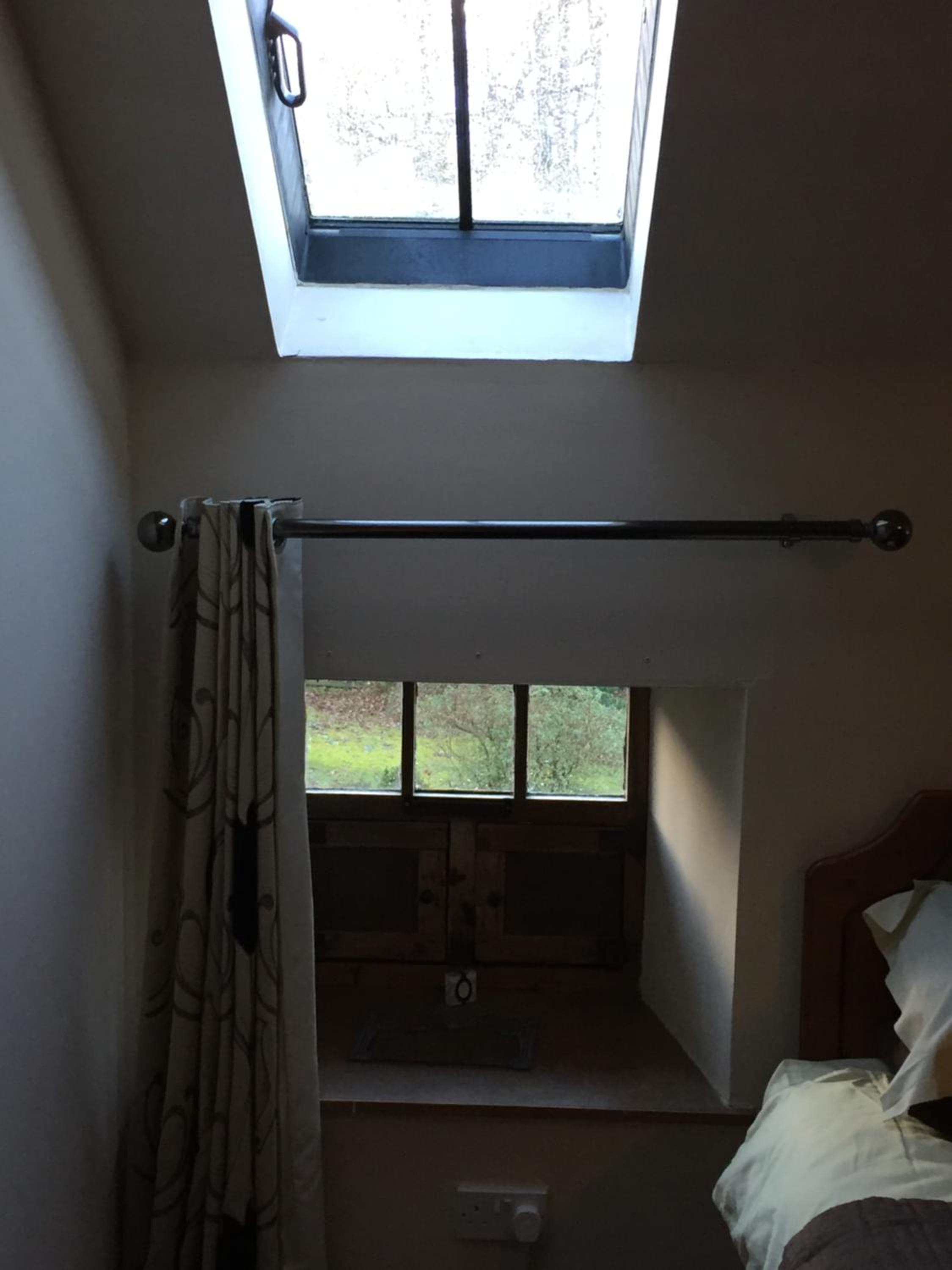 Double or Twin Room with Private Bathroom photo 2