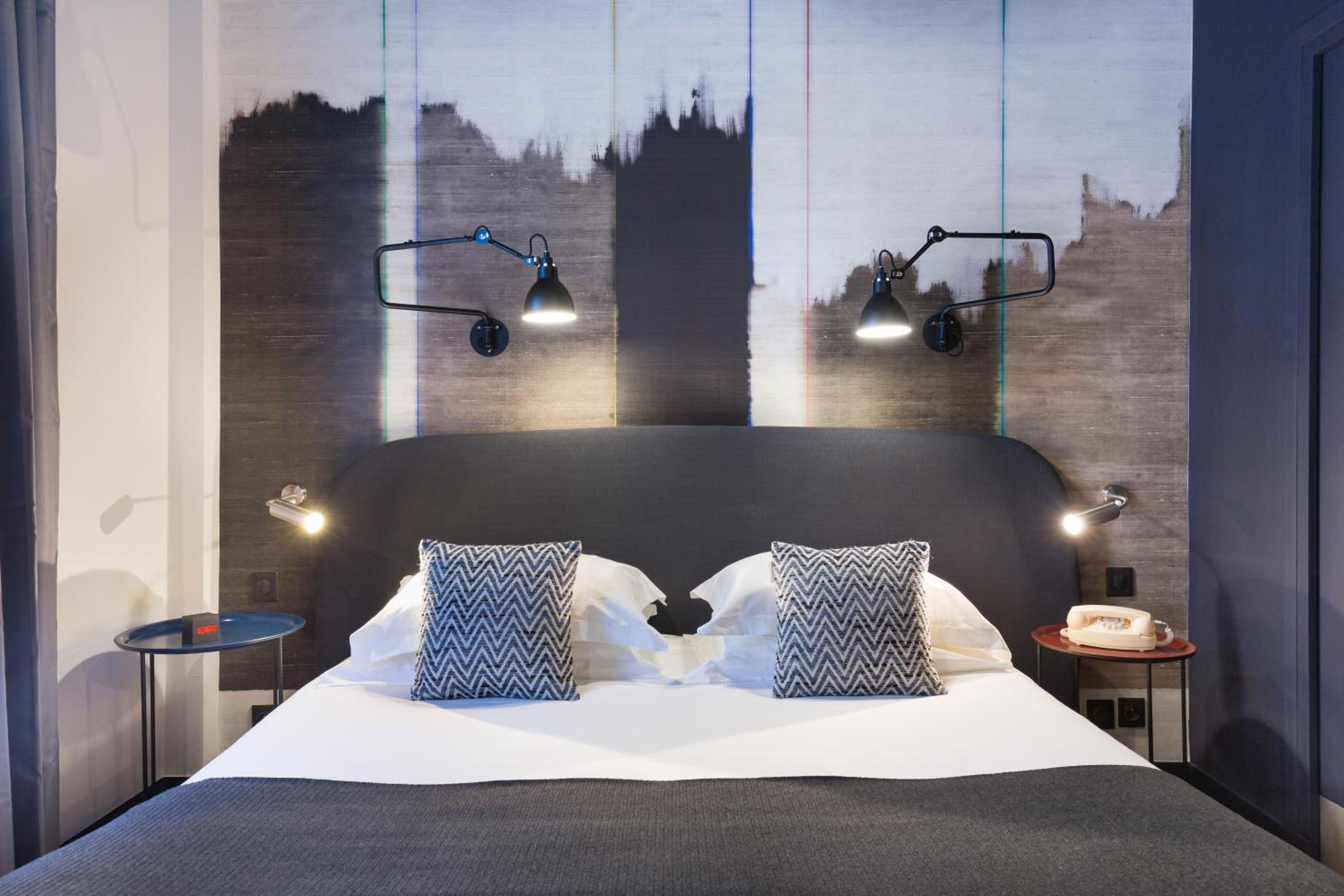 Double Room - Photo 7
