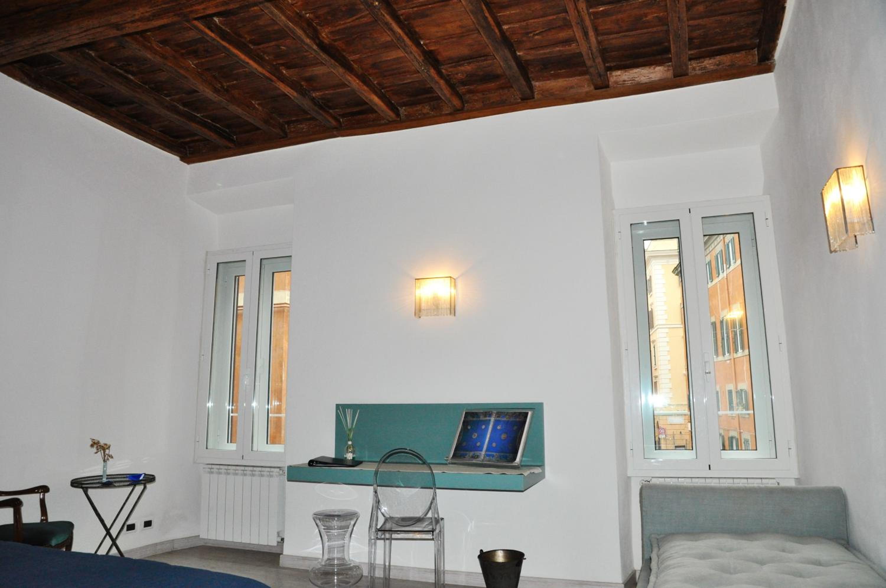 Deluxe Double Room With Shower