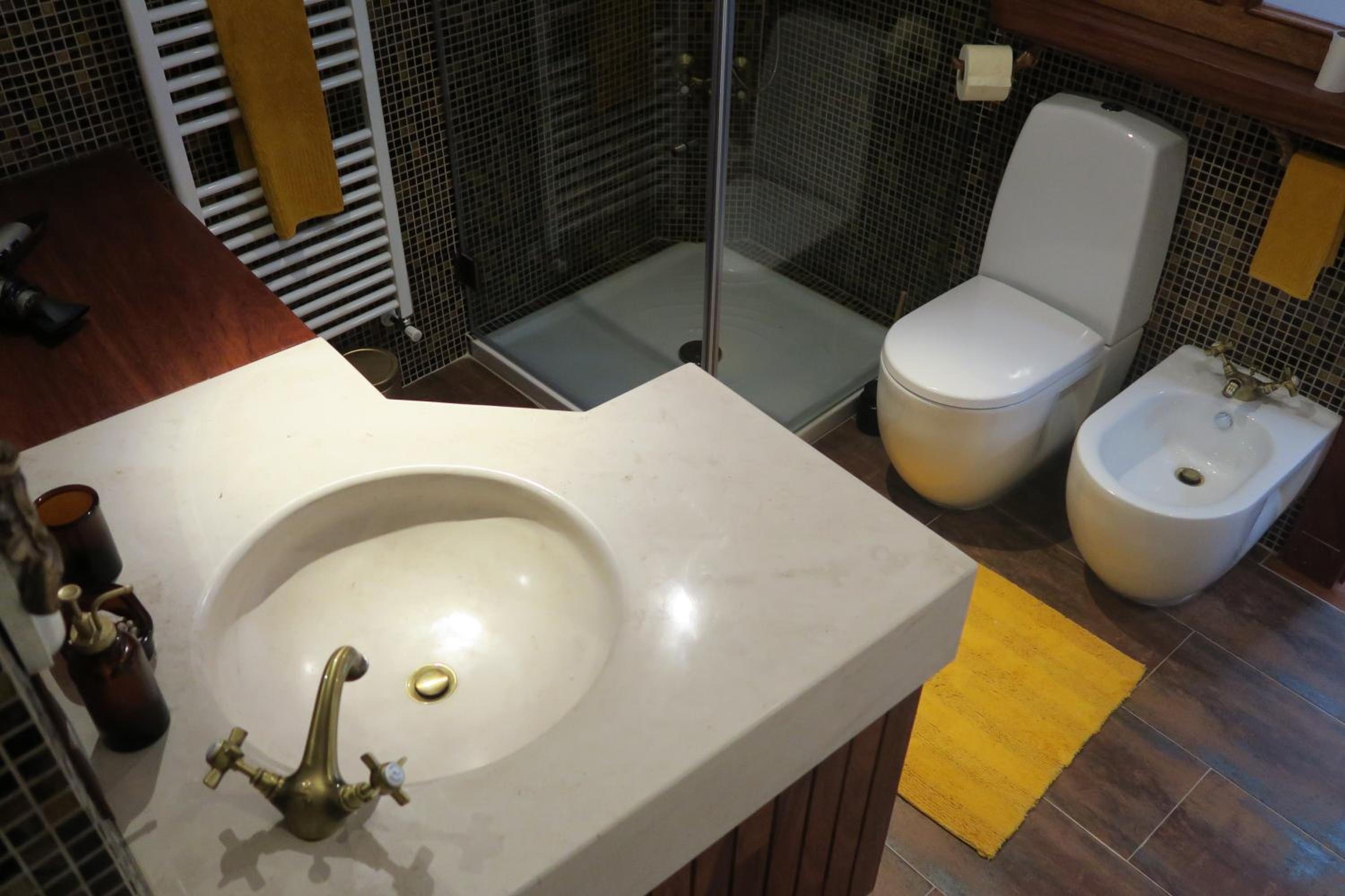 Deluxe Double Room - Photo 5