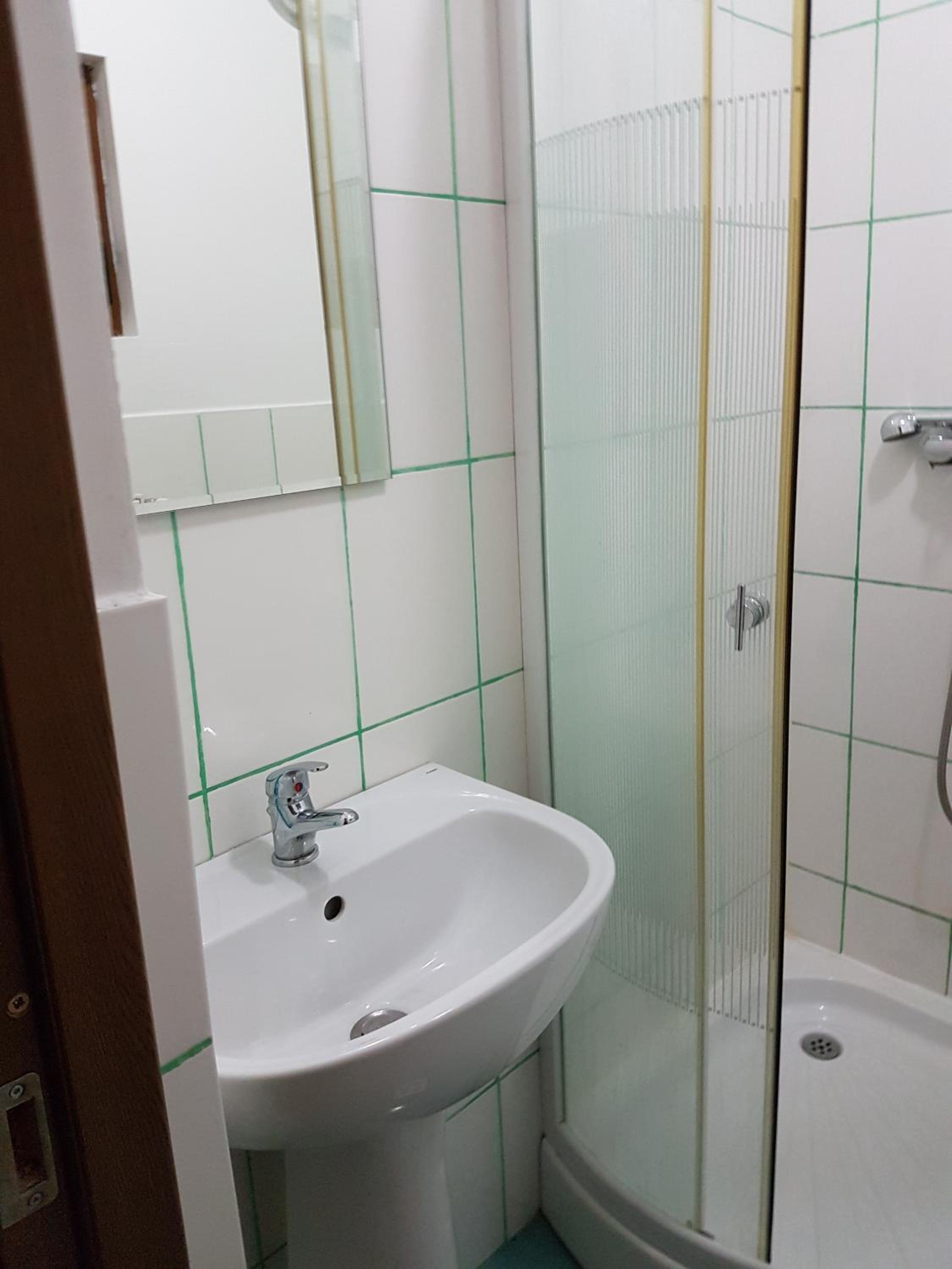 Double Room - Photo 5