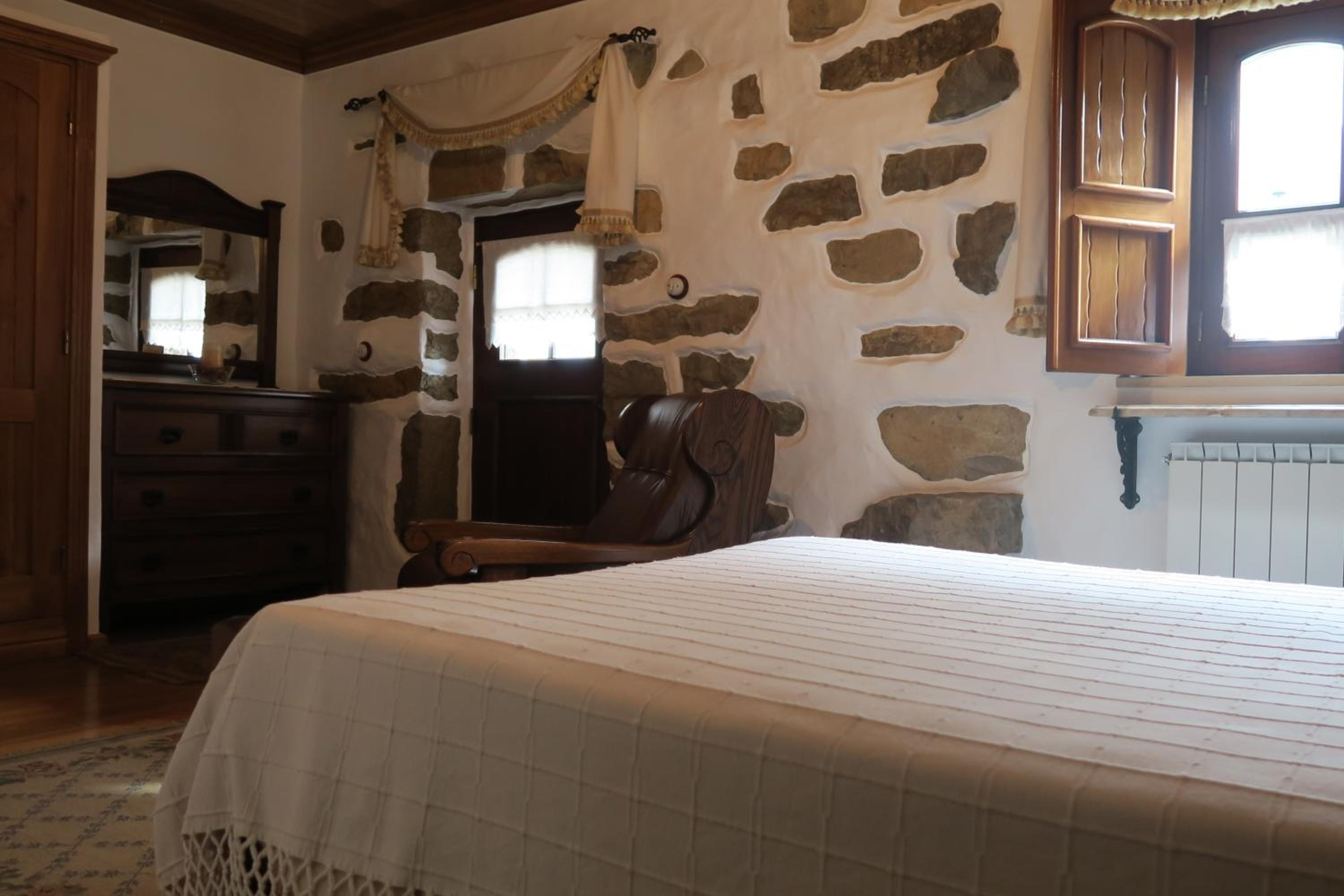 Deluxe Suite - Photo 4