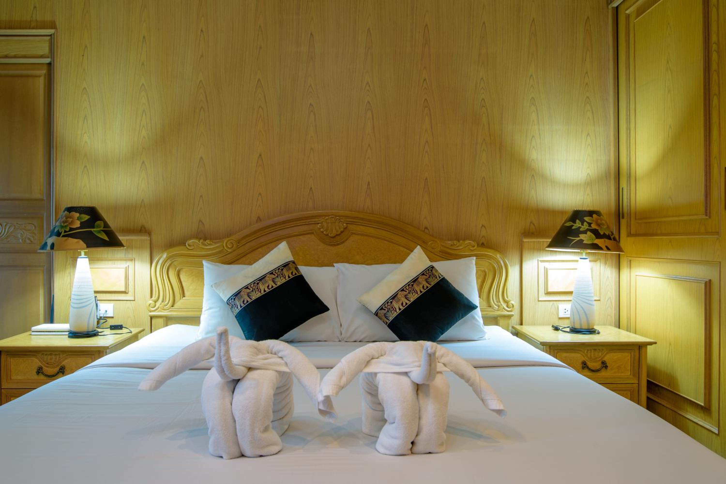 Suite - Photo 4