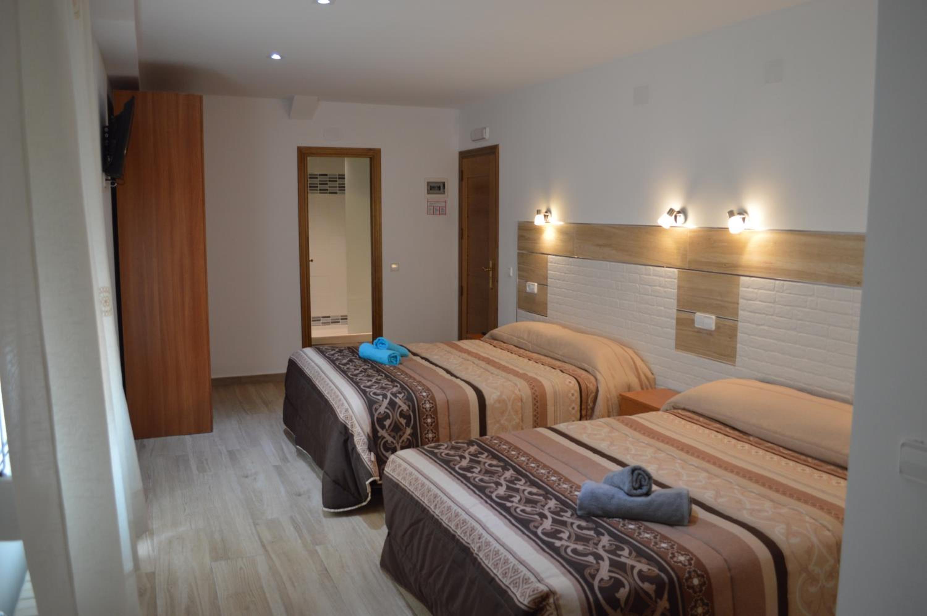 Quadruple Room with Terrace photo 2