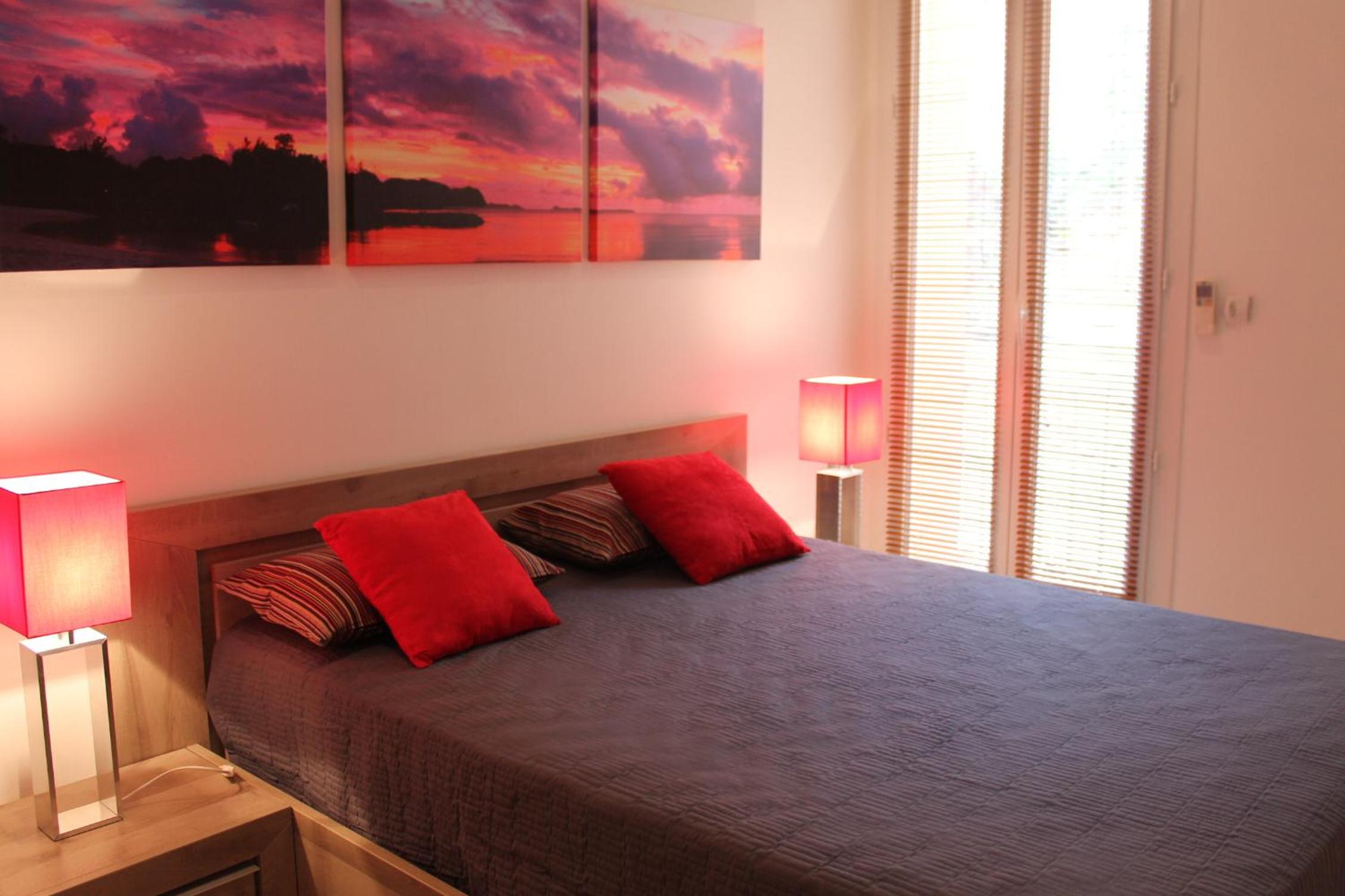 Two-Bedroom Apartment - Photo 1