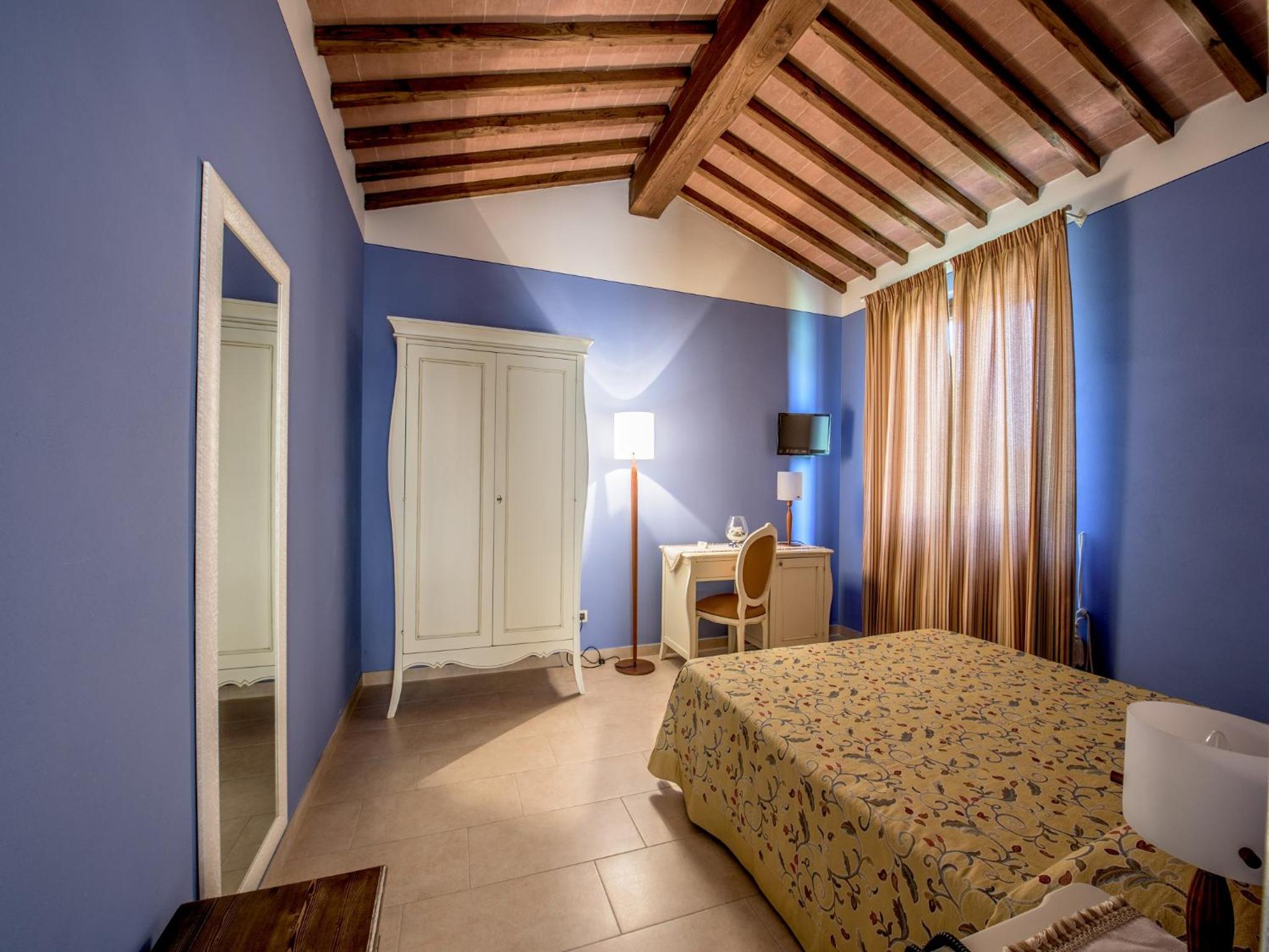 Junior Suite - Photo 1