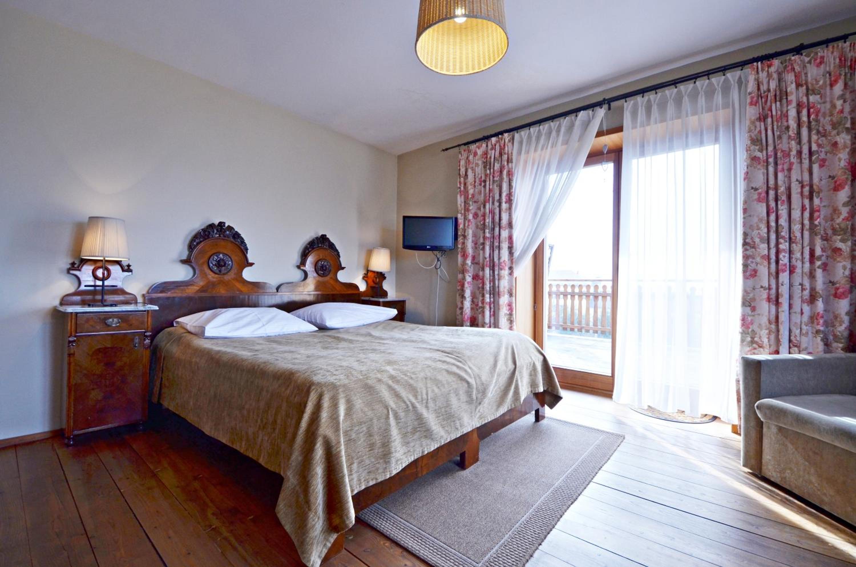 Deluxe Double Room with Balcony photo 1