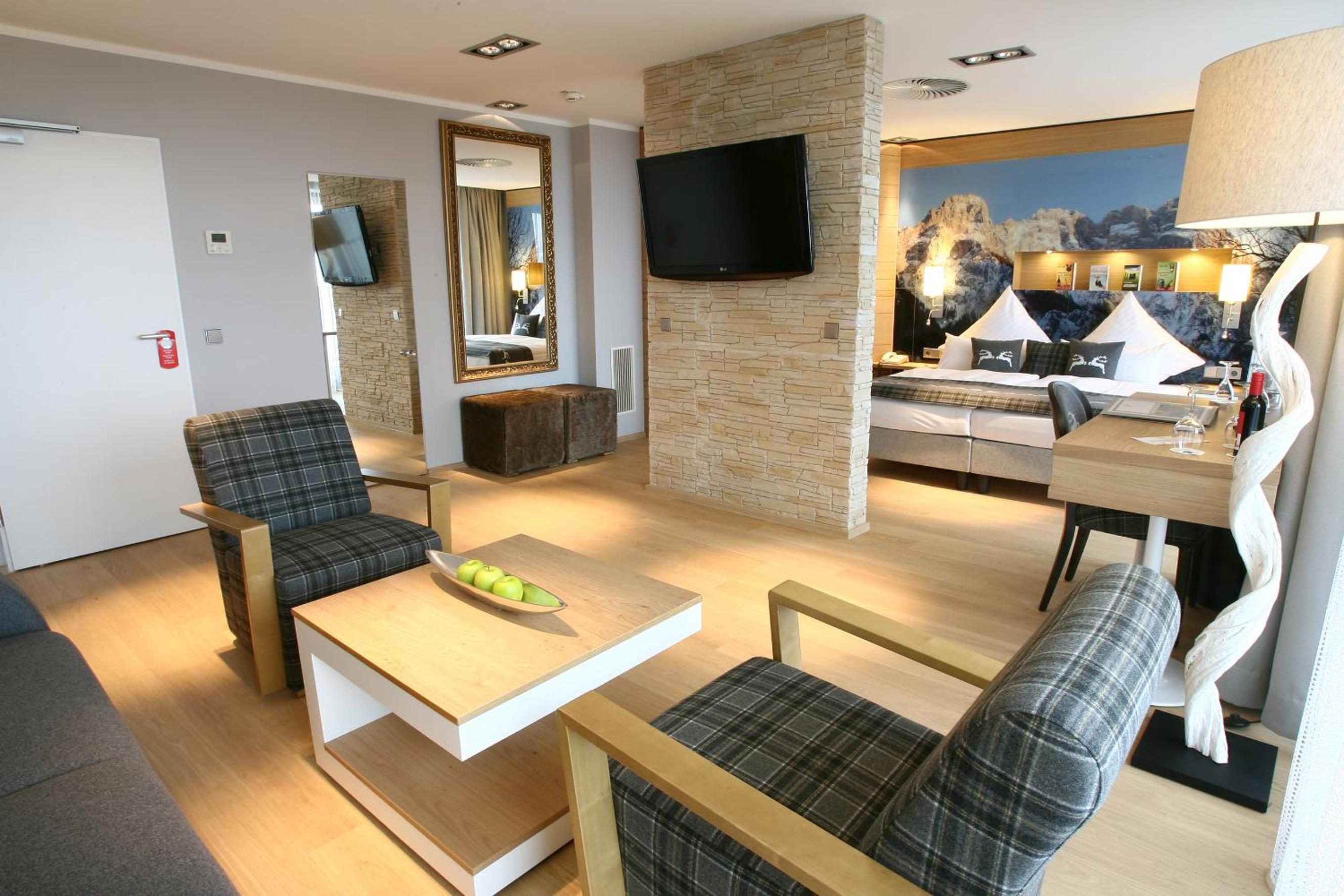 Large Superior Double Room  - Photo 7