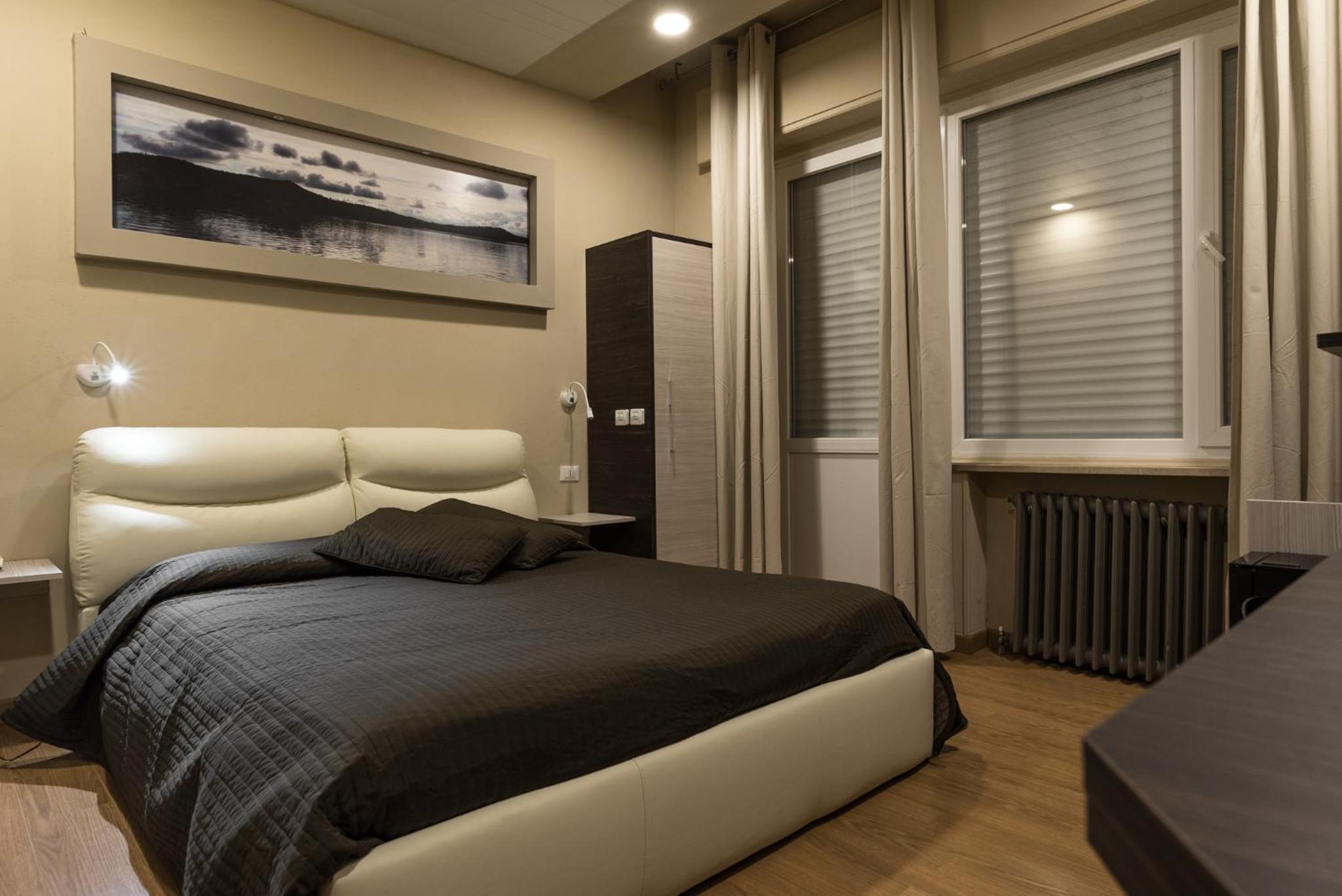 Double or Twin Room - Photo 1