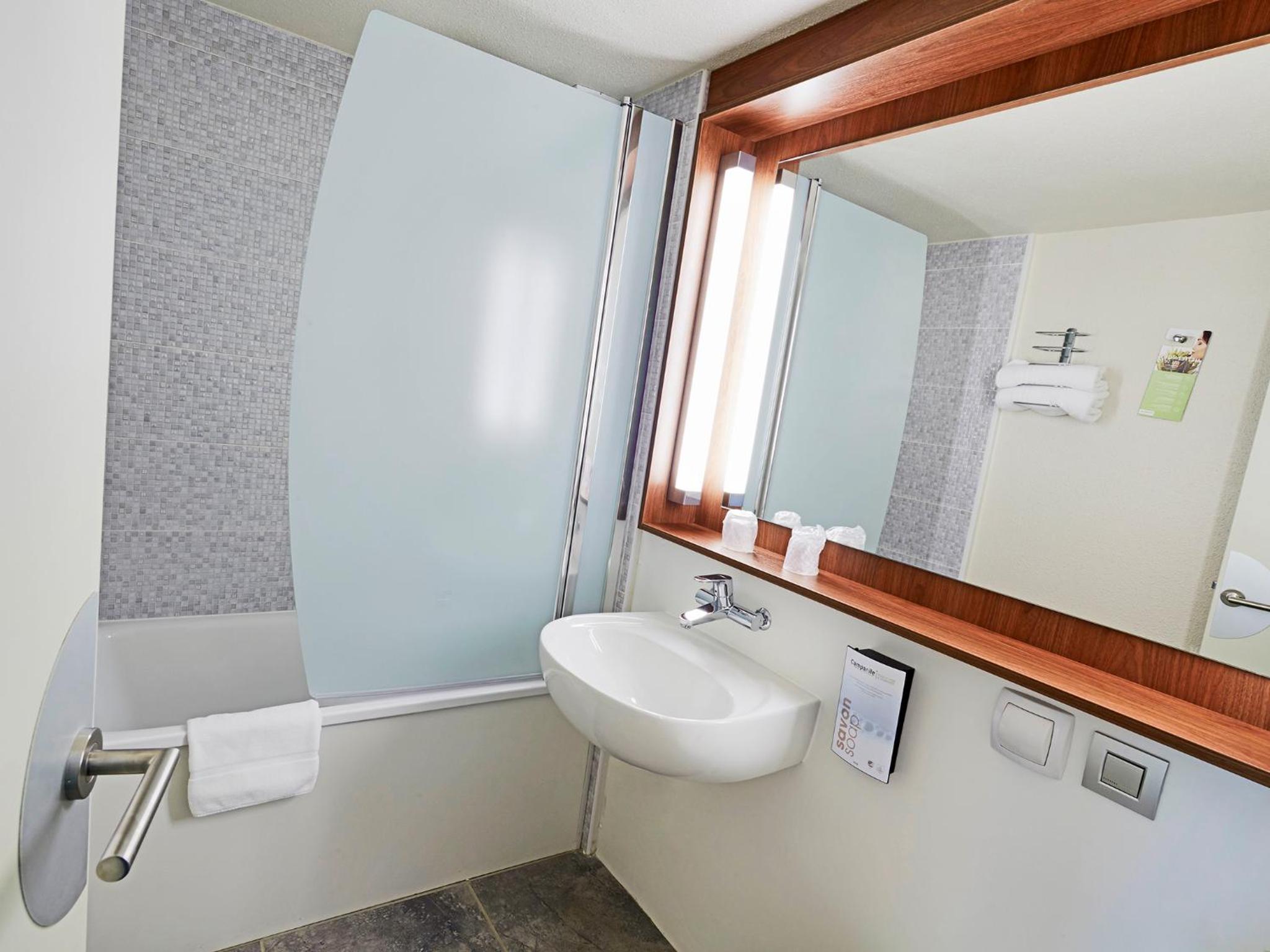 New Generation Triple Room (1 Double Bed + 1 Single Bed) photo 2
