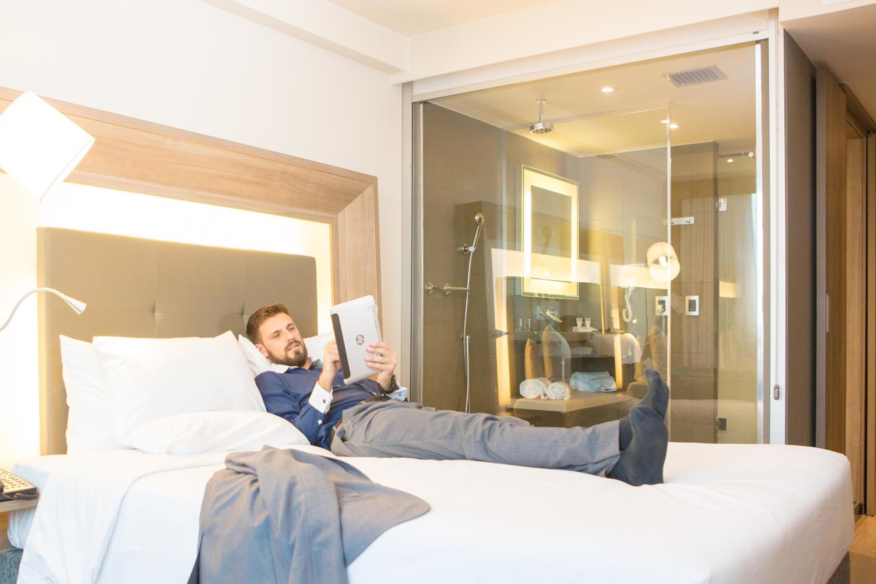 Standard Apartment with One Double Bed thumbnail 5