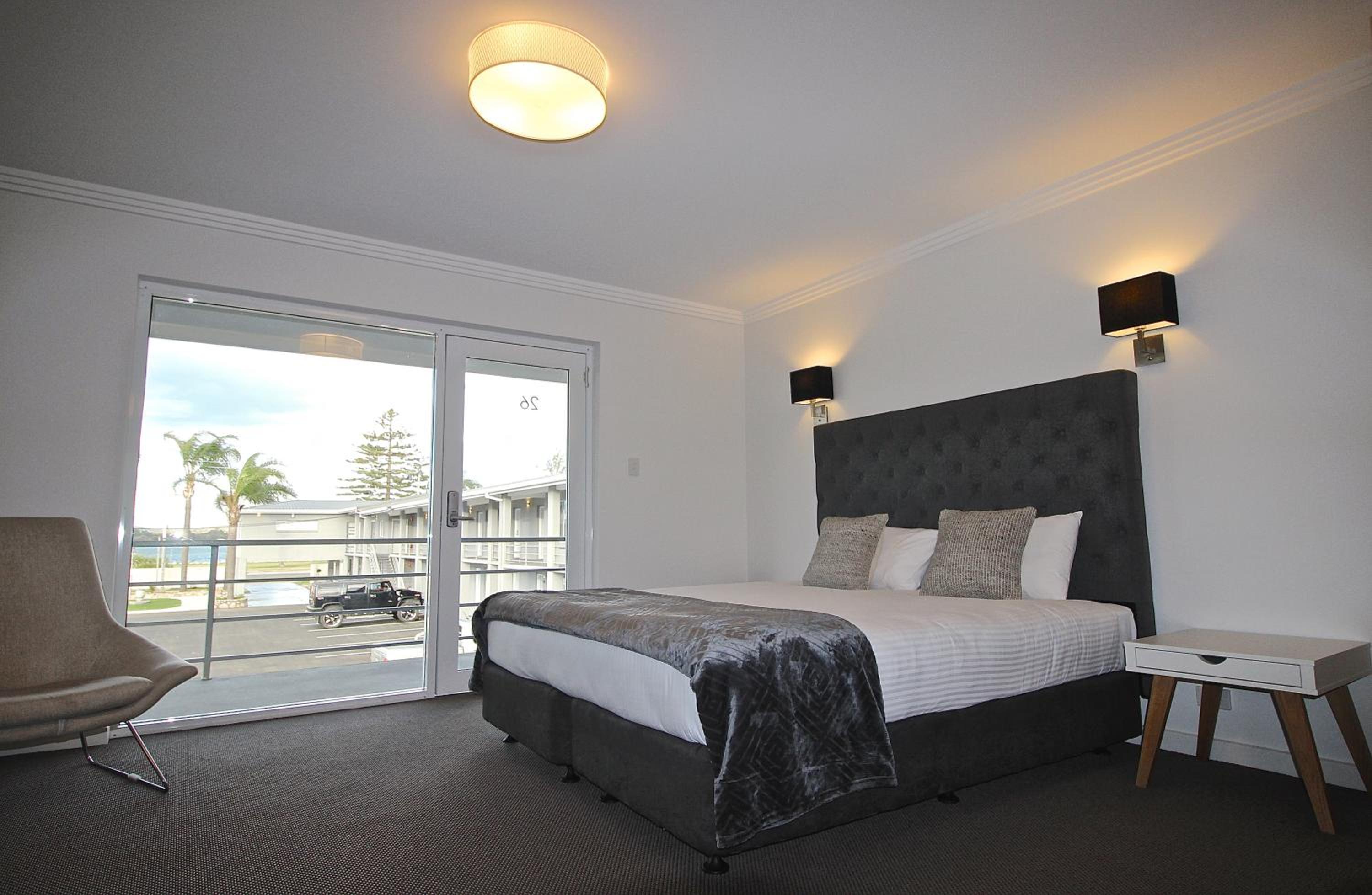 King Spa Suite