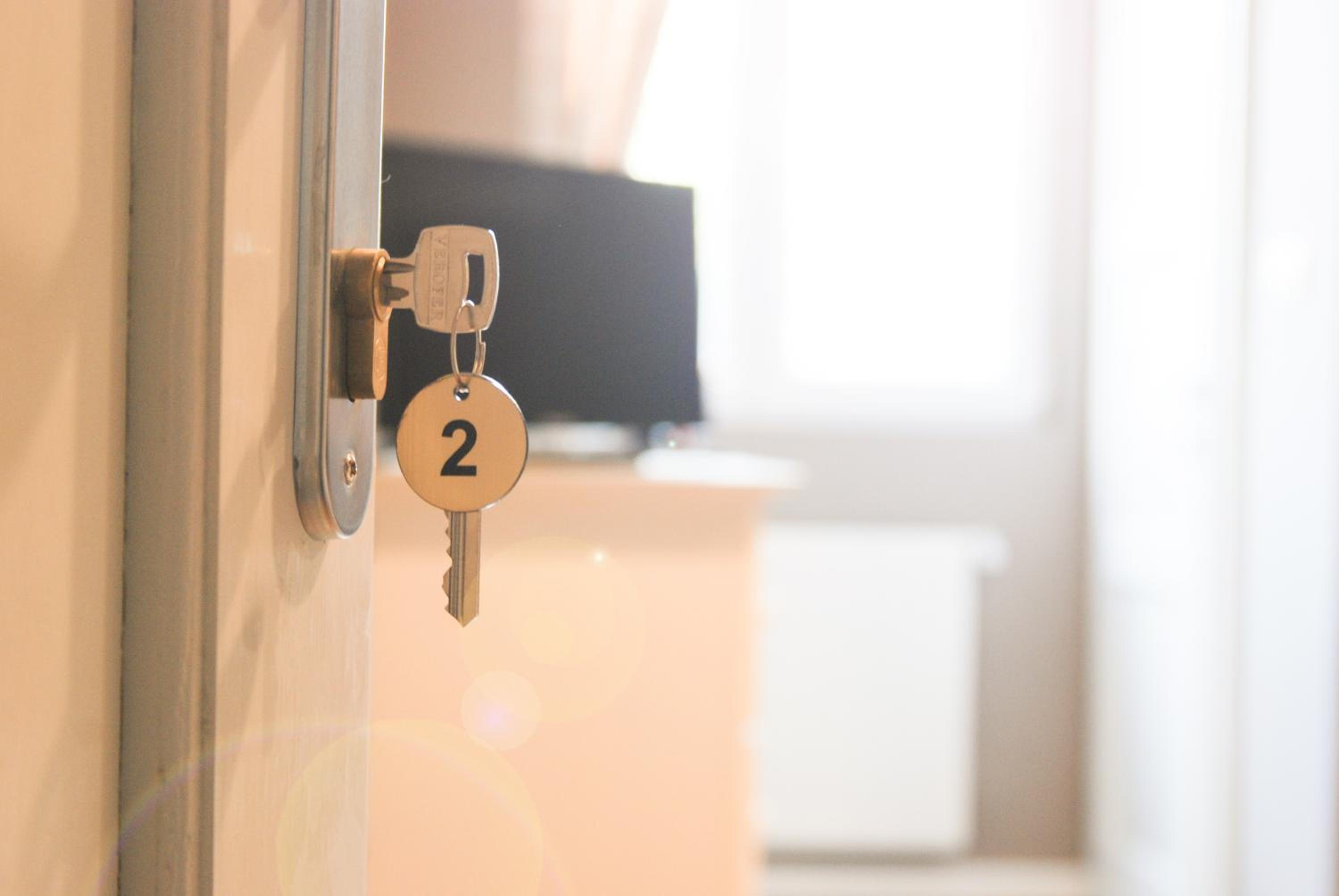 Single Room with Private Bathroom photo 1