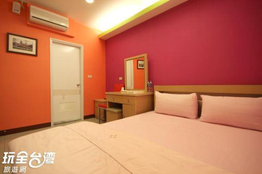Double Room with Private Bathroom photo 2