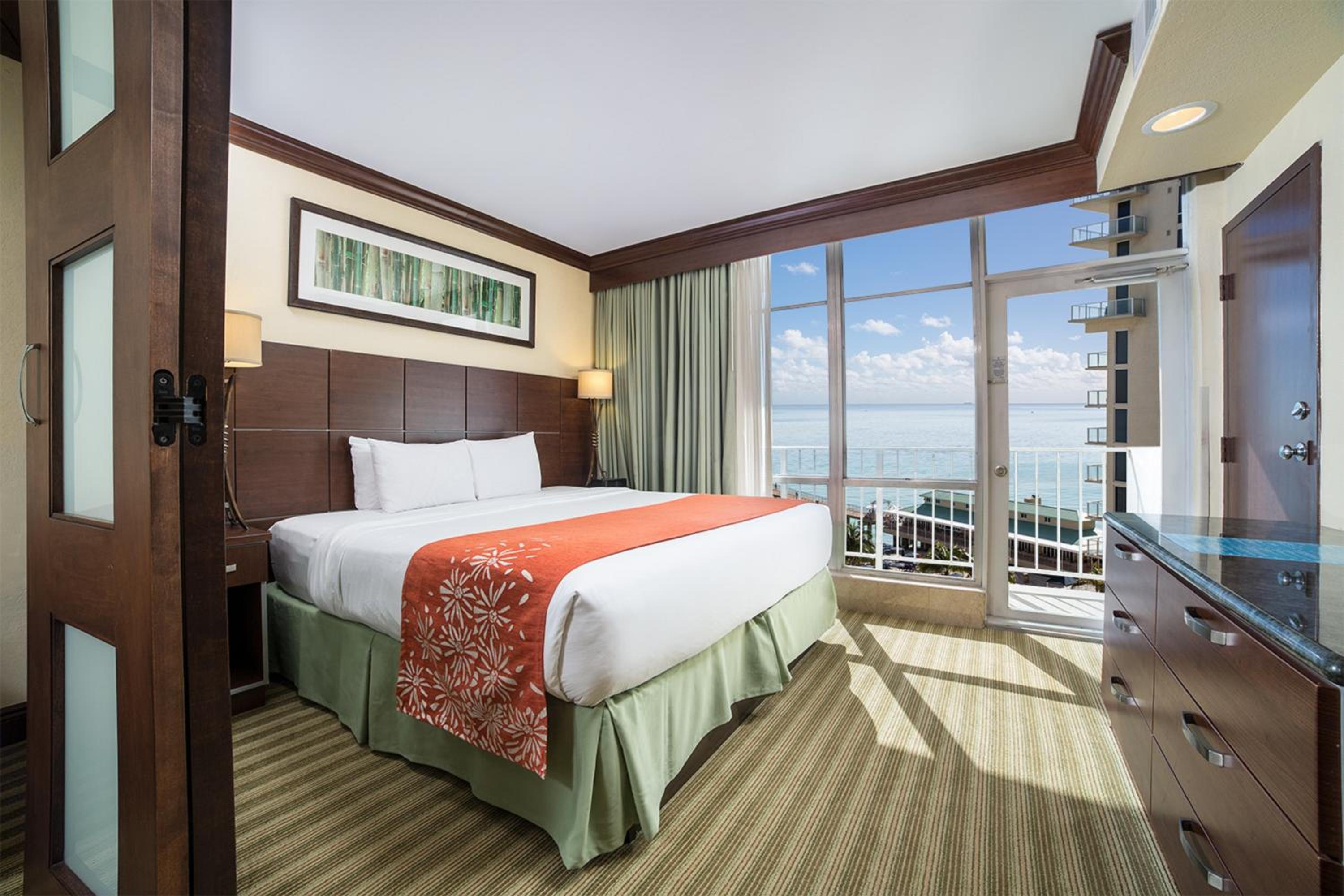 One-Bedroom Suite With Partial Ocean View