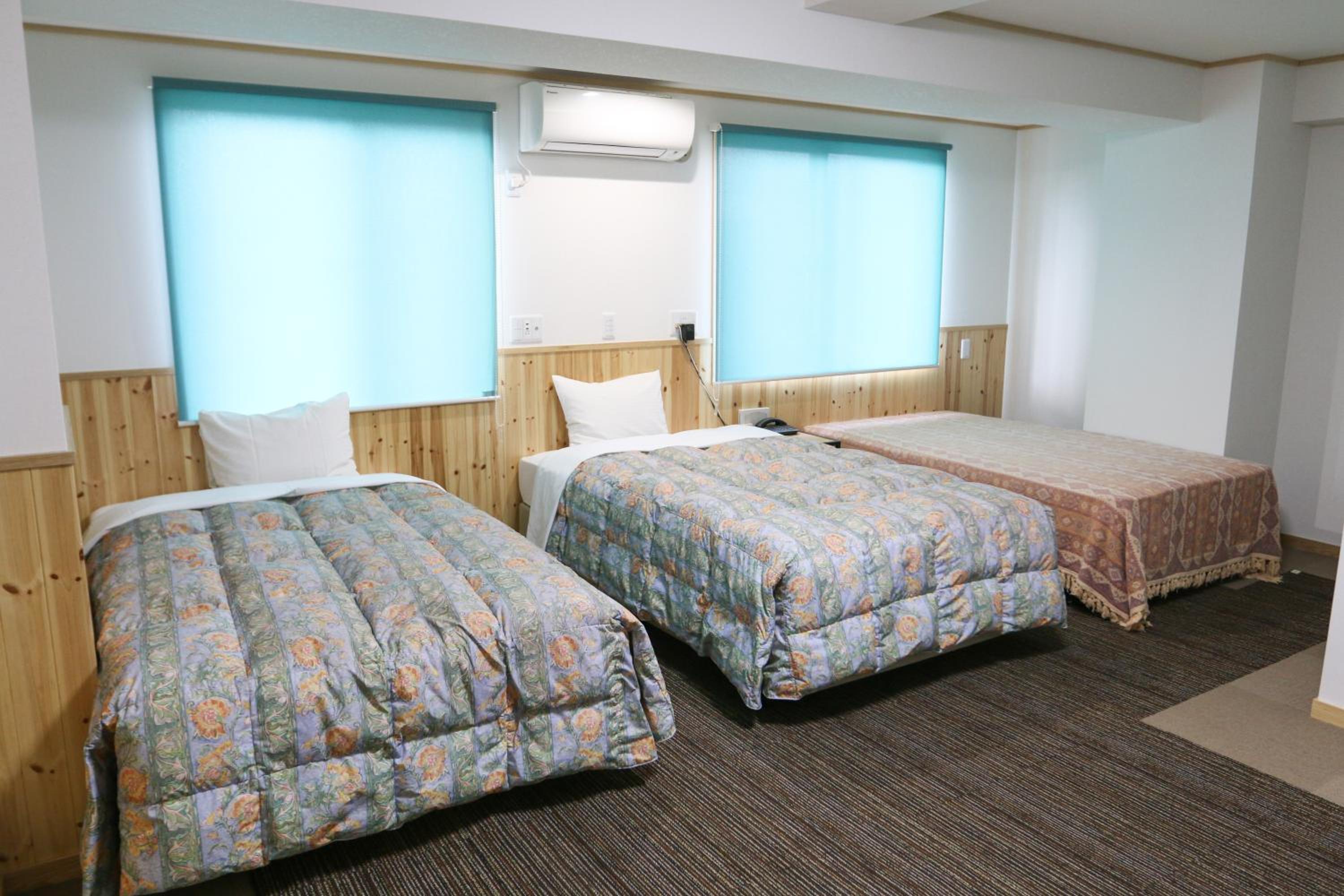 Triple Room - Non-Smoking - Photo 5