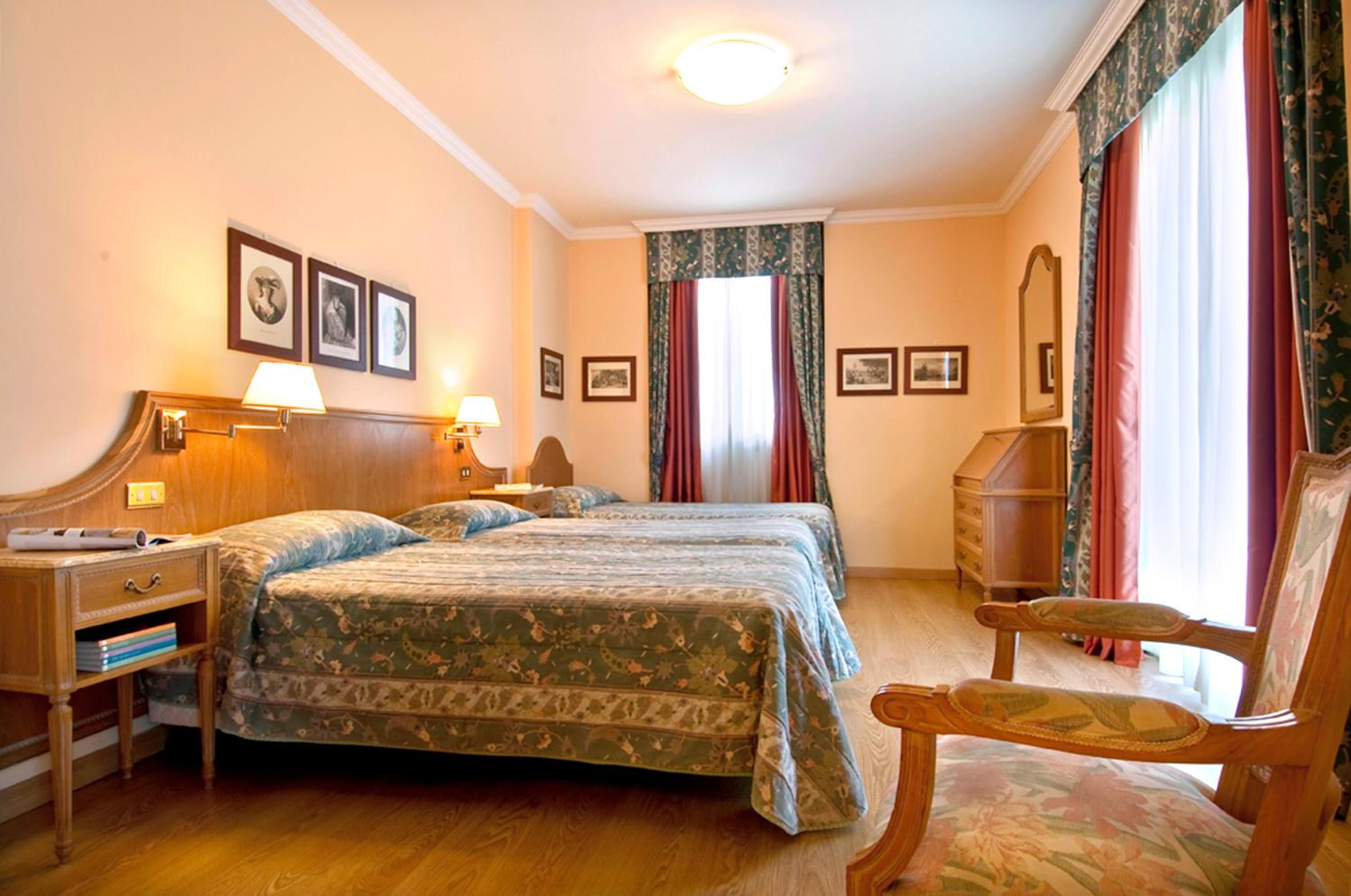 One-Bedroom Apartment with Mountain View (4 Adults)