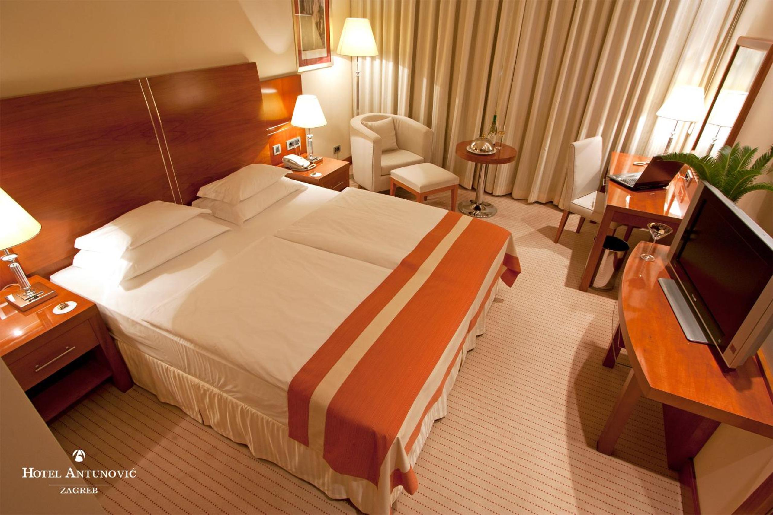 Superior Double Room photo 3