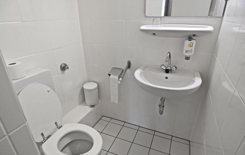 Triple Room - Photo 9