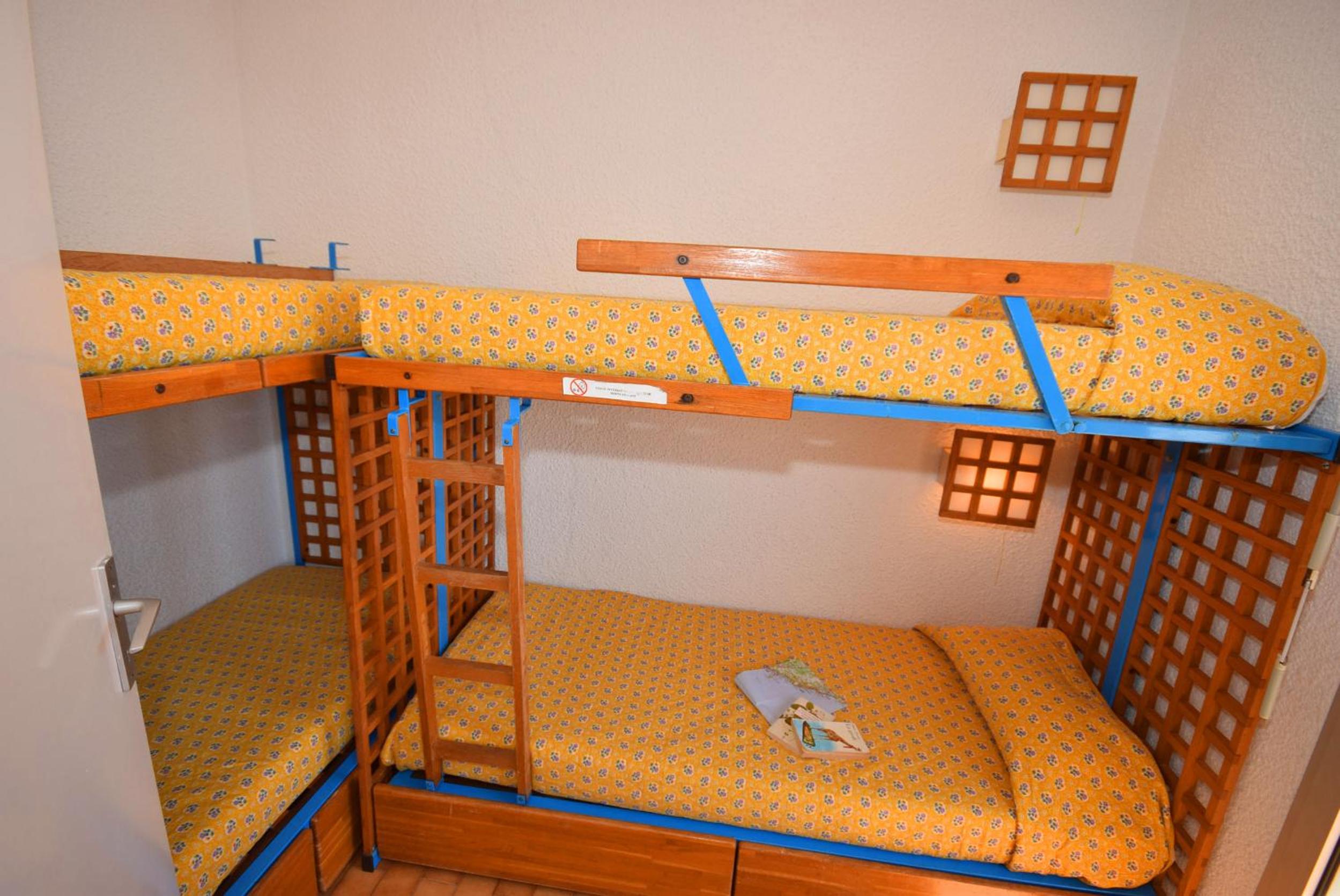 One-Bedroom Apartment (6-8 People)