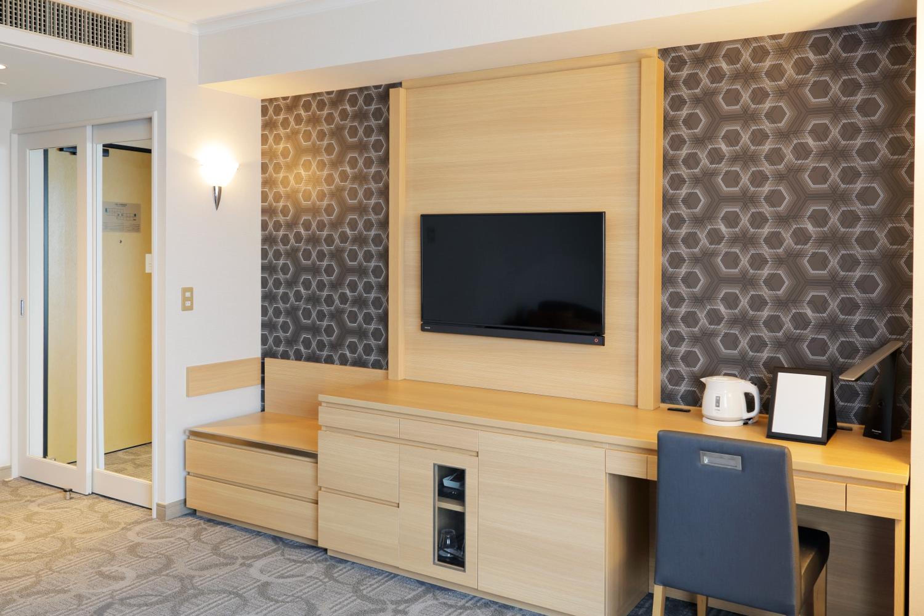 Hollywood Twin Room - Non-Smoking - Premium Floor - Photo 6