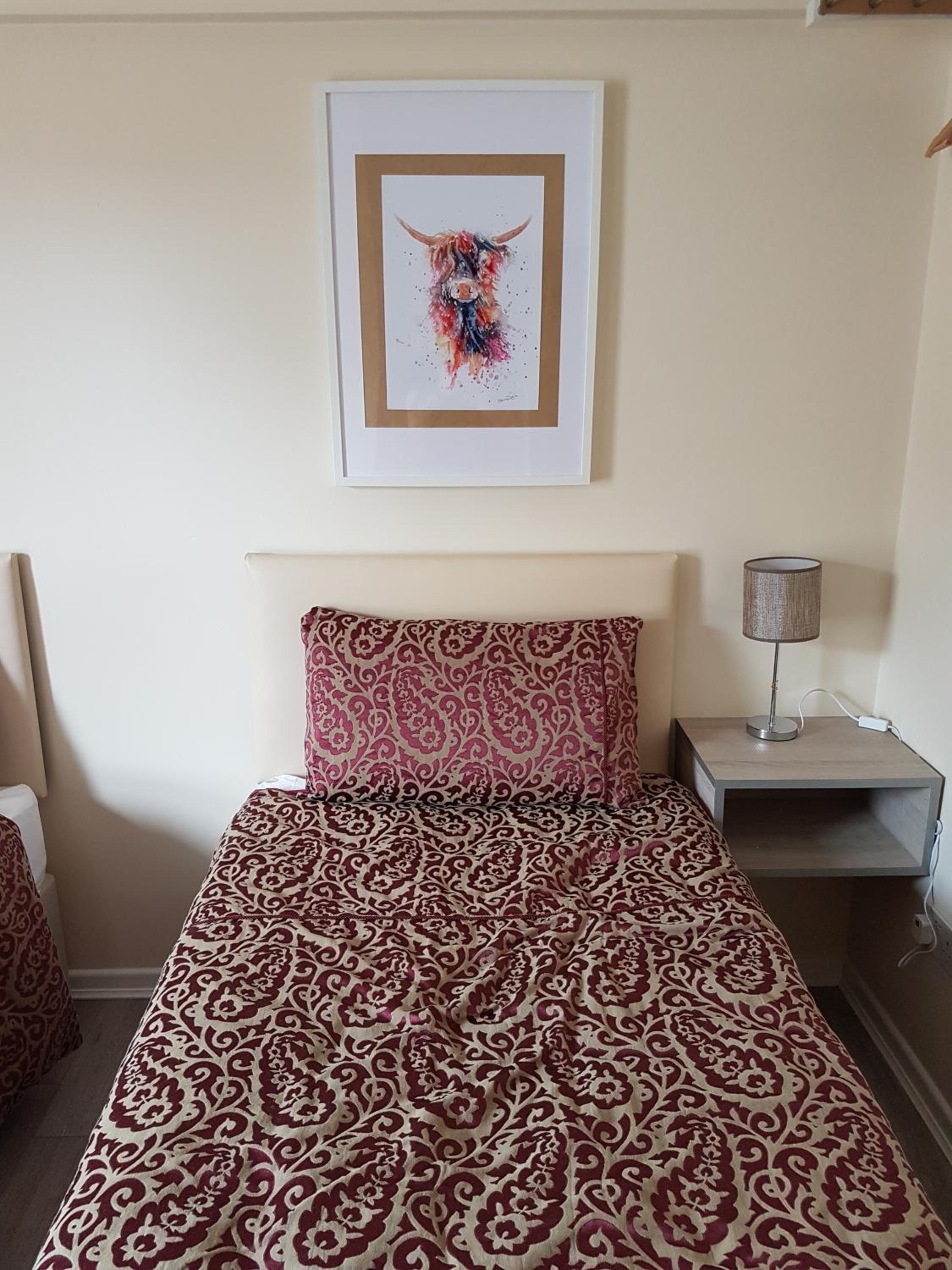 Twin Room - Photo 5