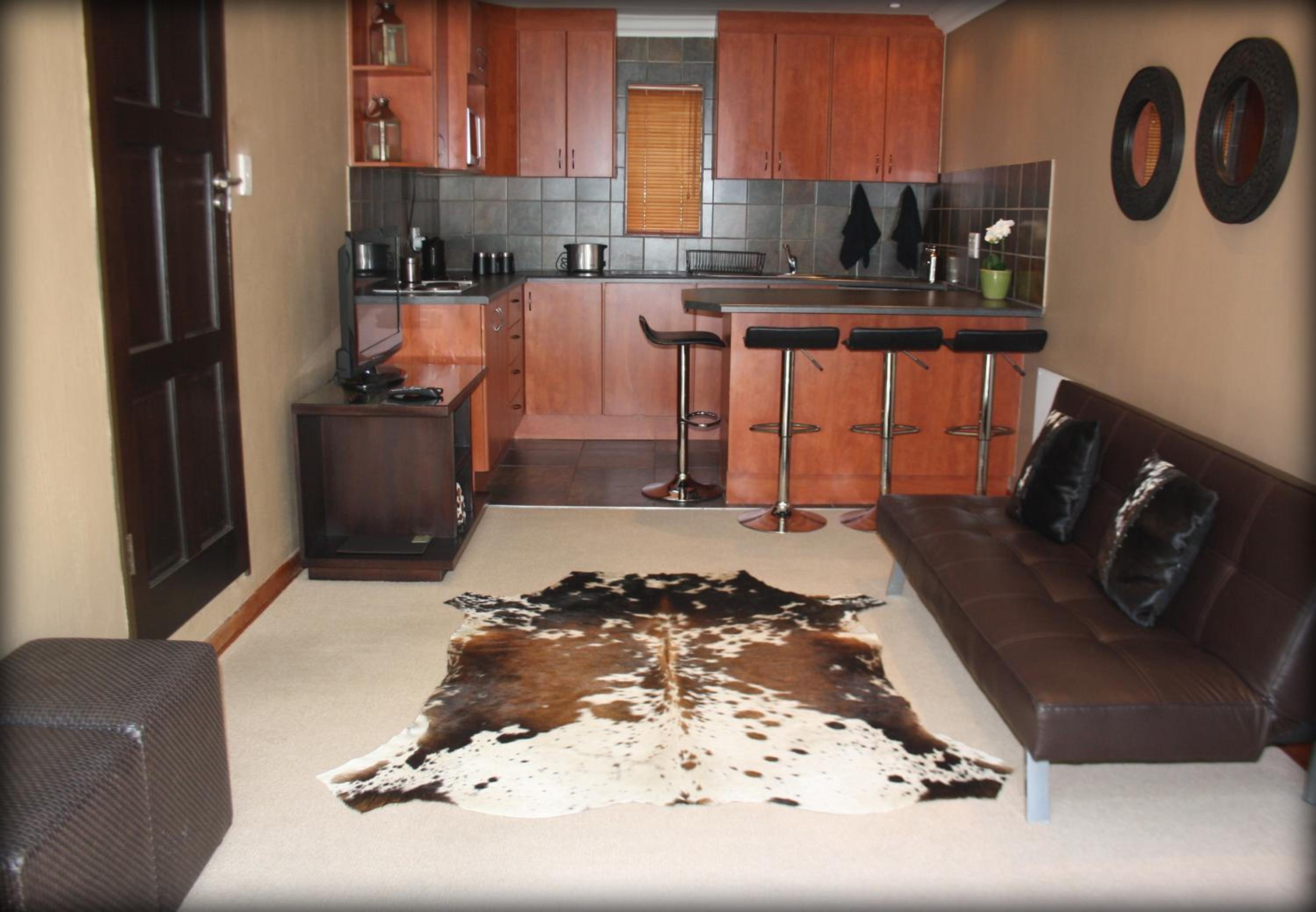 Deluxe Family Room photo 3