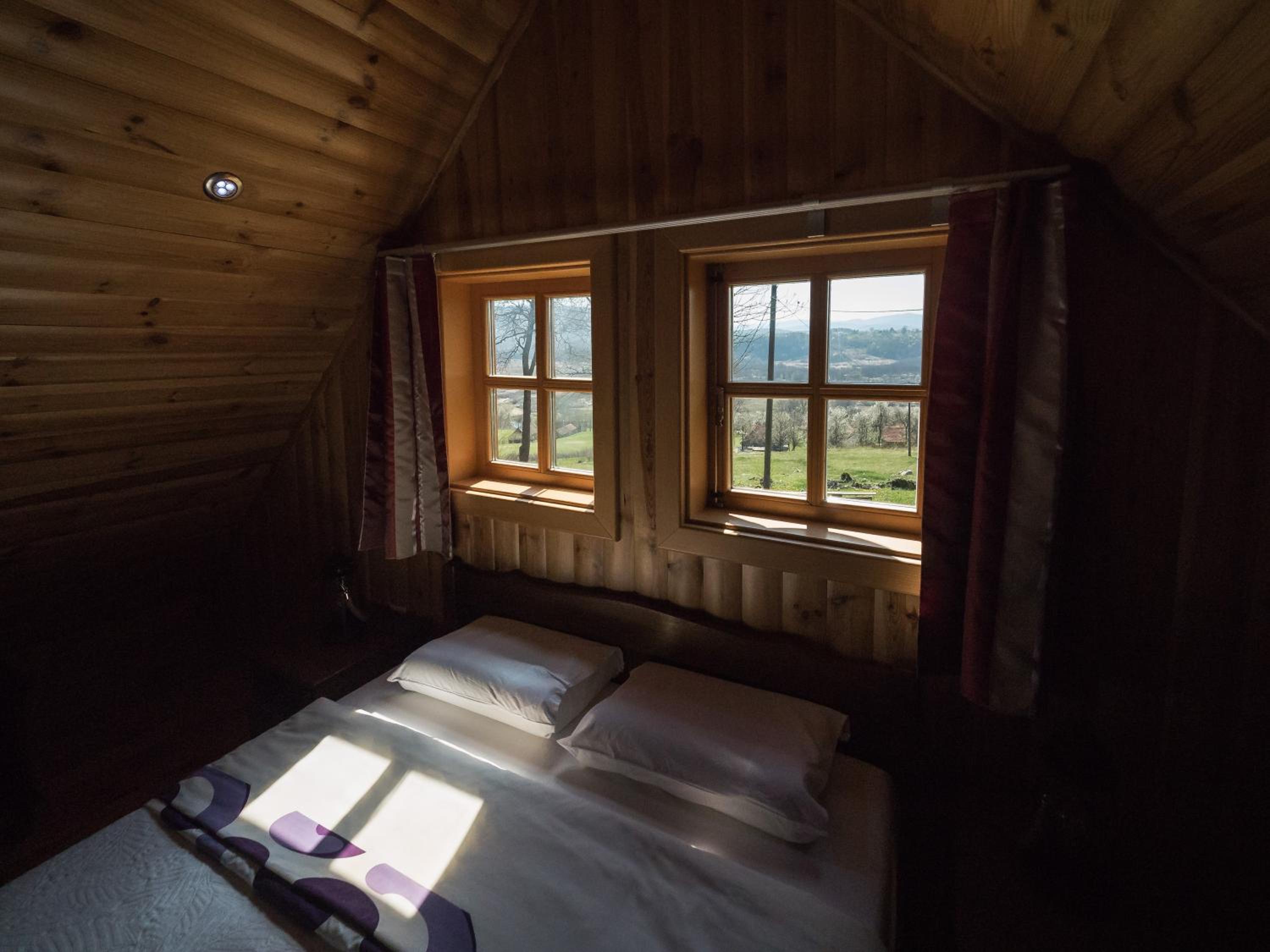 One-Bedroom House photo 1