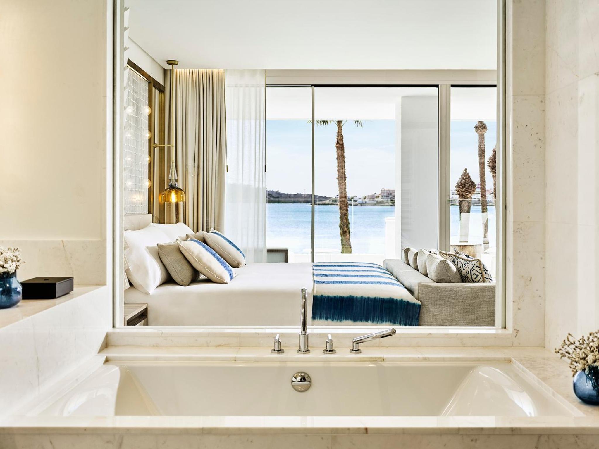 Panoramic Junior Suite with Sea View