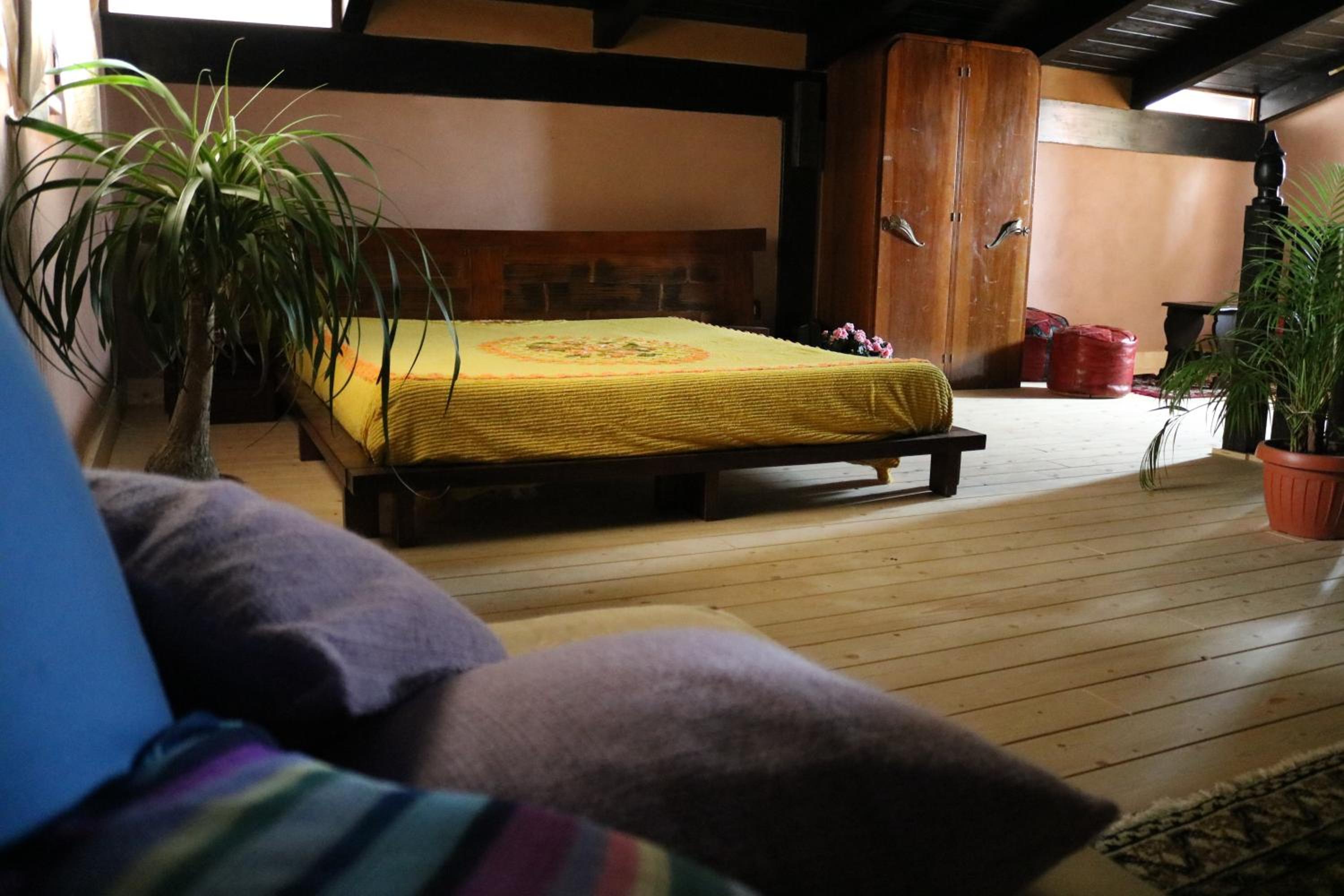 Apartment - Split Level photo 2