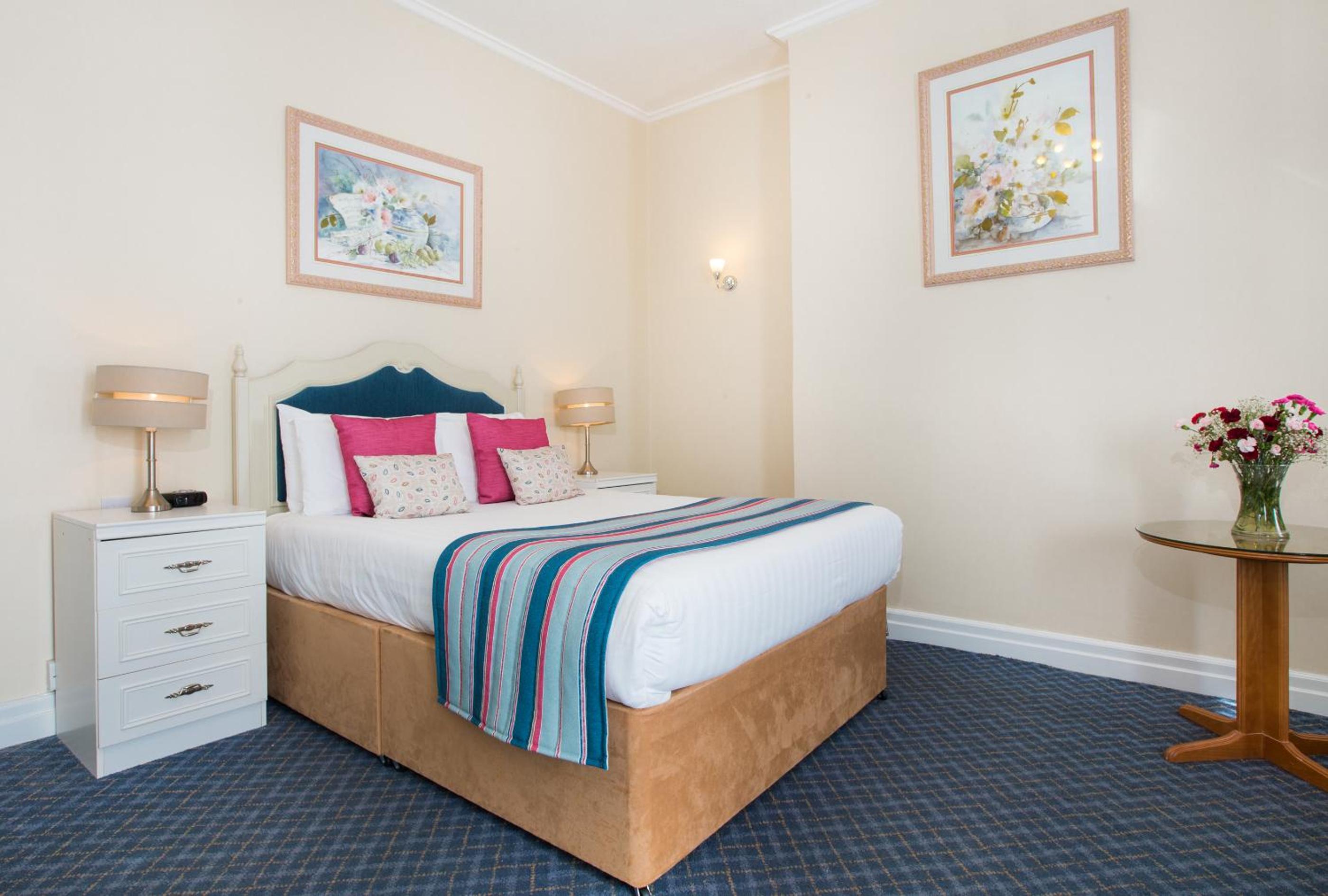 Superior Double Room with Sea View - Photo 2