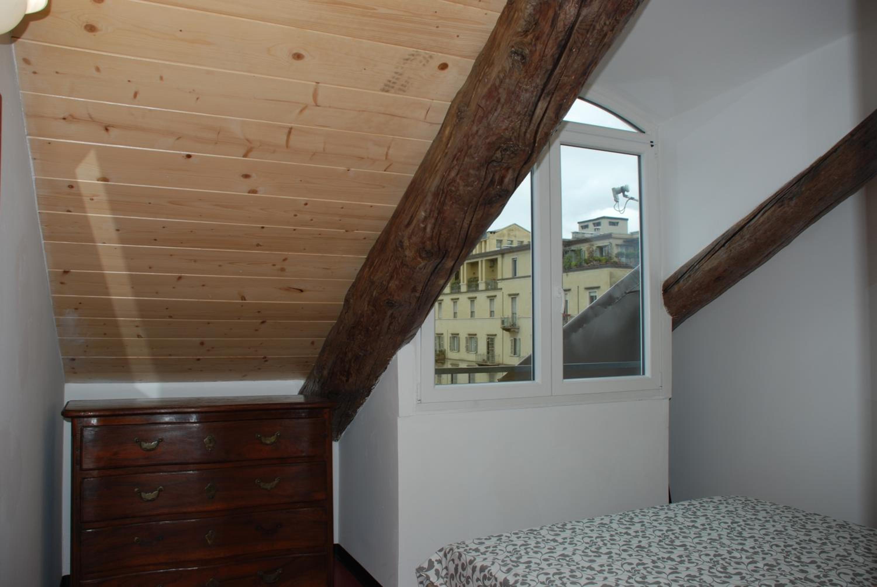 Double Room with Private Bathroom - Photo 1