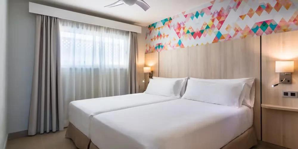 Family Suite with Pool View