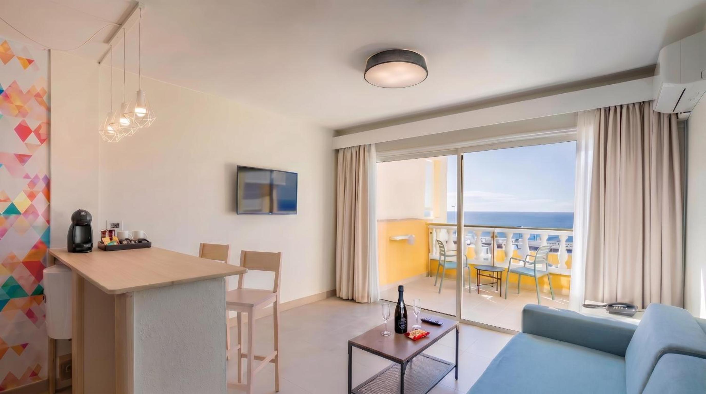 Superior Suite with Sea View