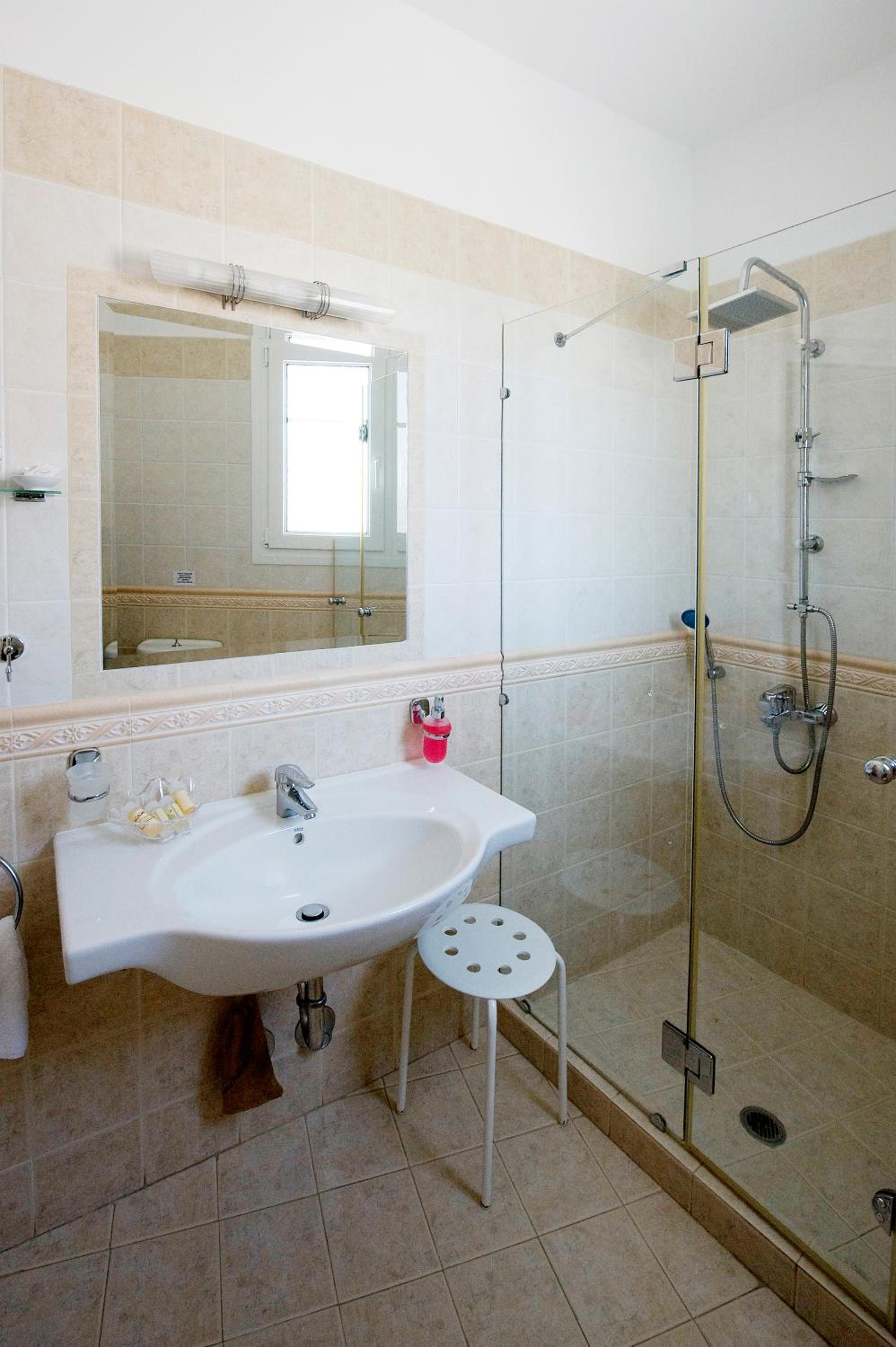 Double Room with Balcony photo 3