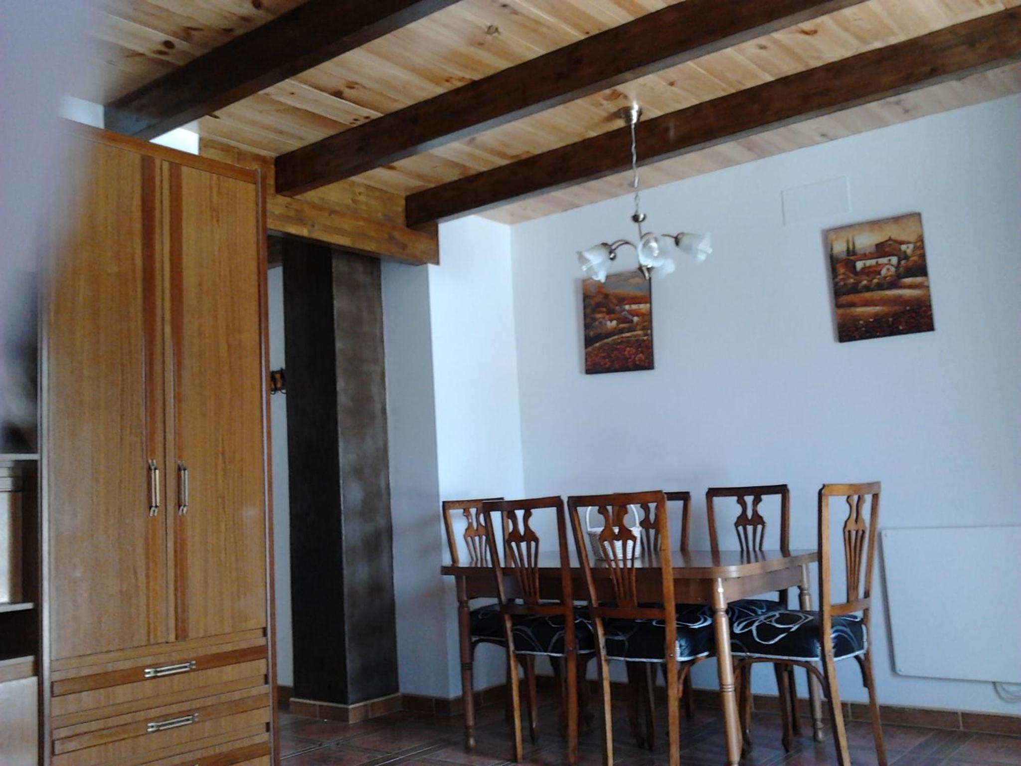 Three-Bedroom House - Photo 2