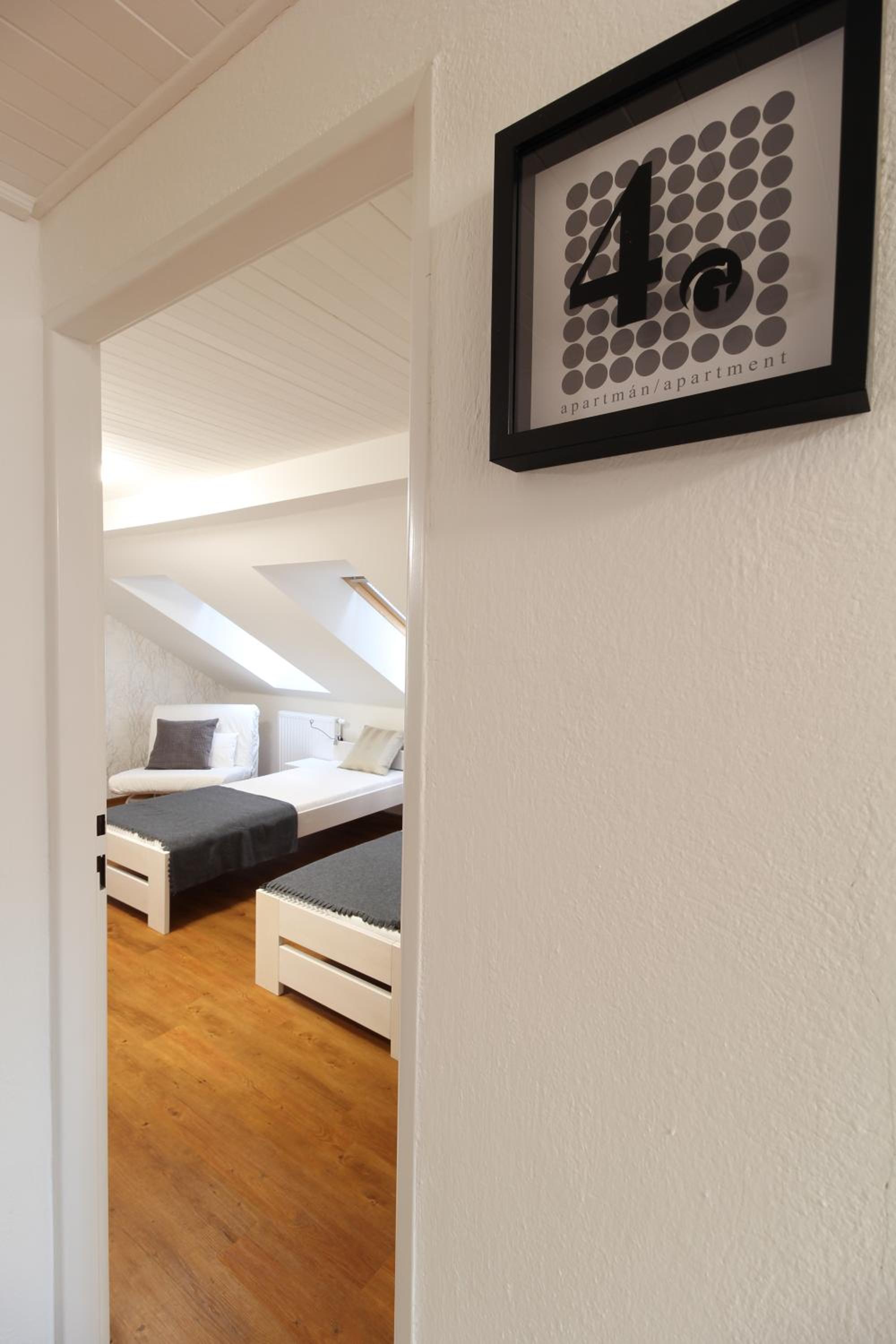 Standard Double or Twin Room - Photo 4
