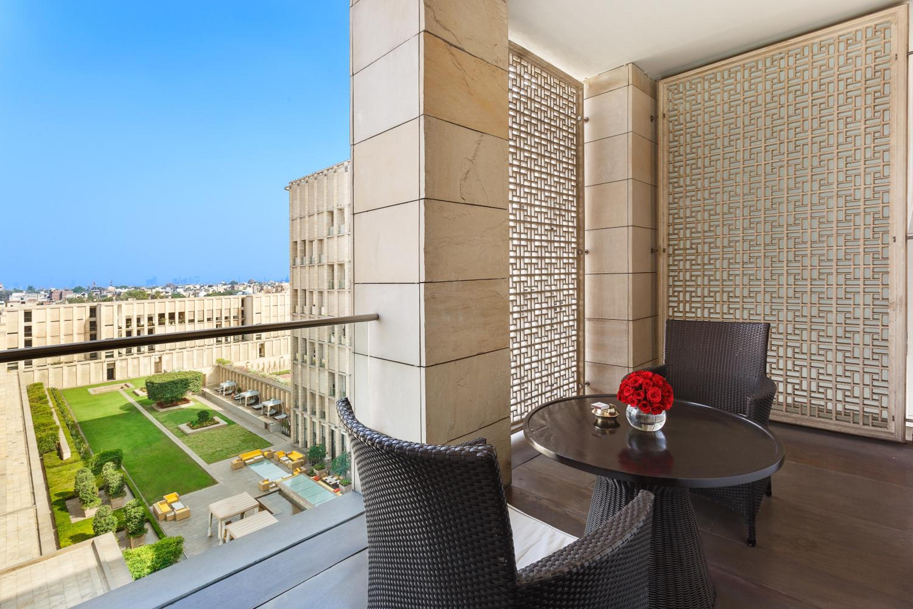 Lodhi Suite with  Happy Hours at Safari Lounge 5 to 7 pm, Buy 01 drink and get another drink complimentary (spirits), 1200 spa credit per booking - Photo 10