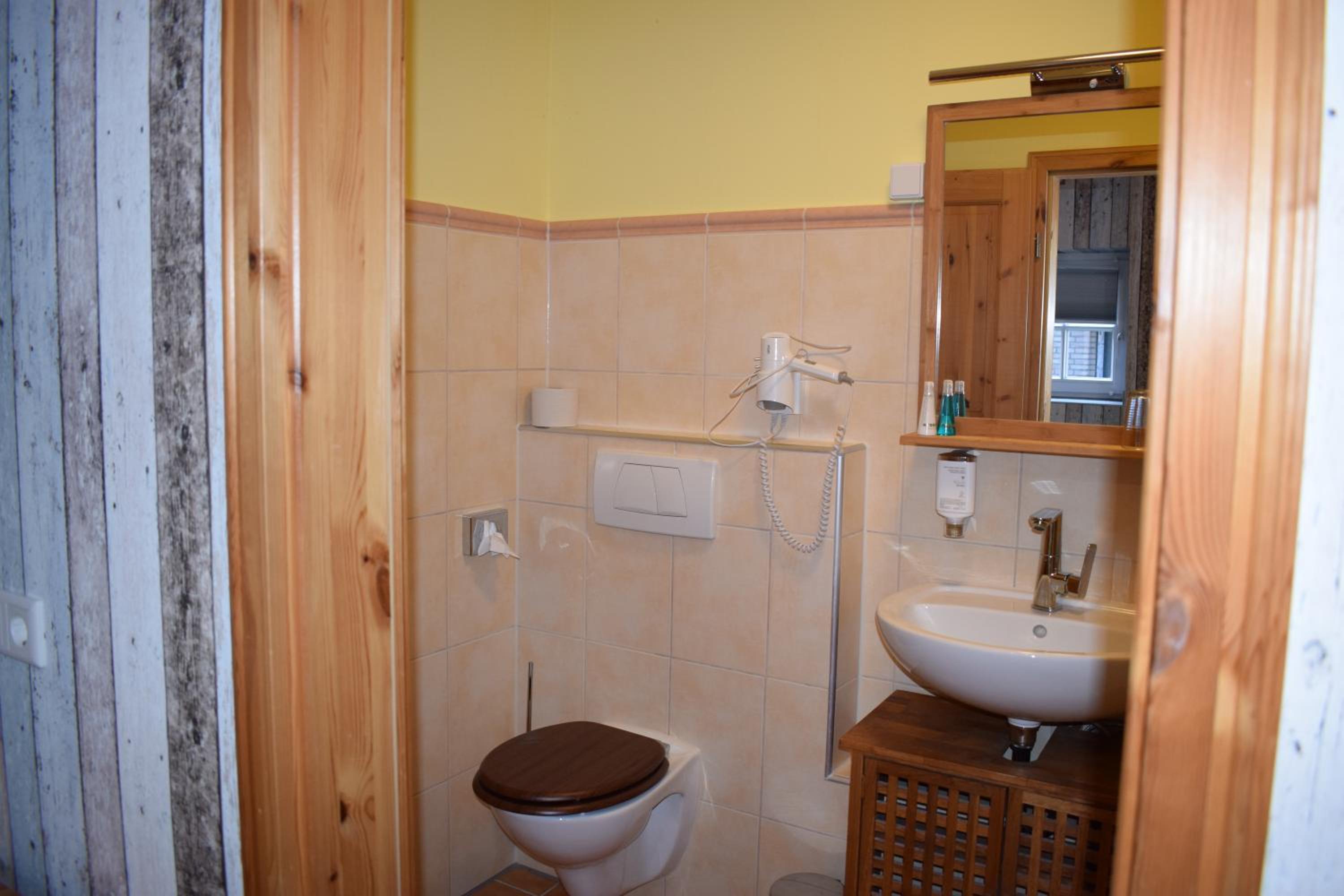 Twin Room with Television photo 2