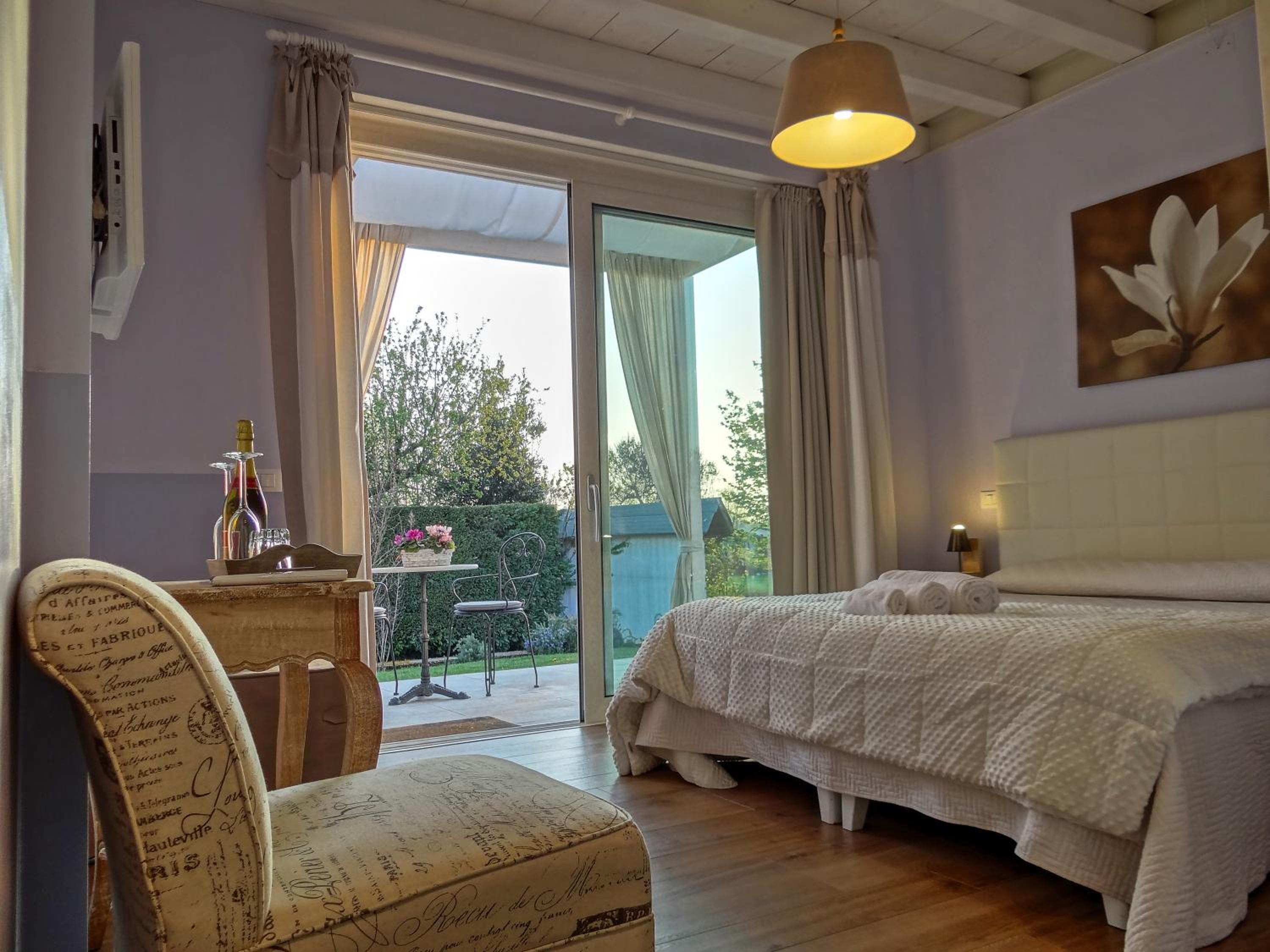 Superior Double Room with Extra Bed and Garden View photo 1
