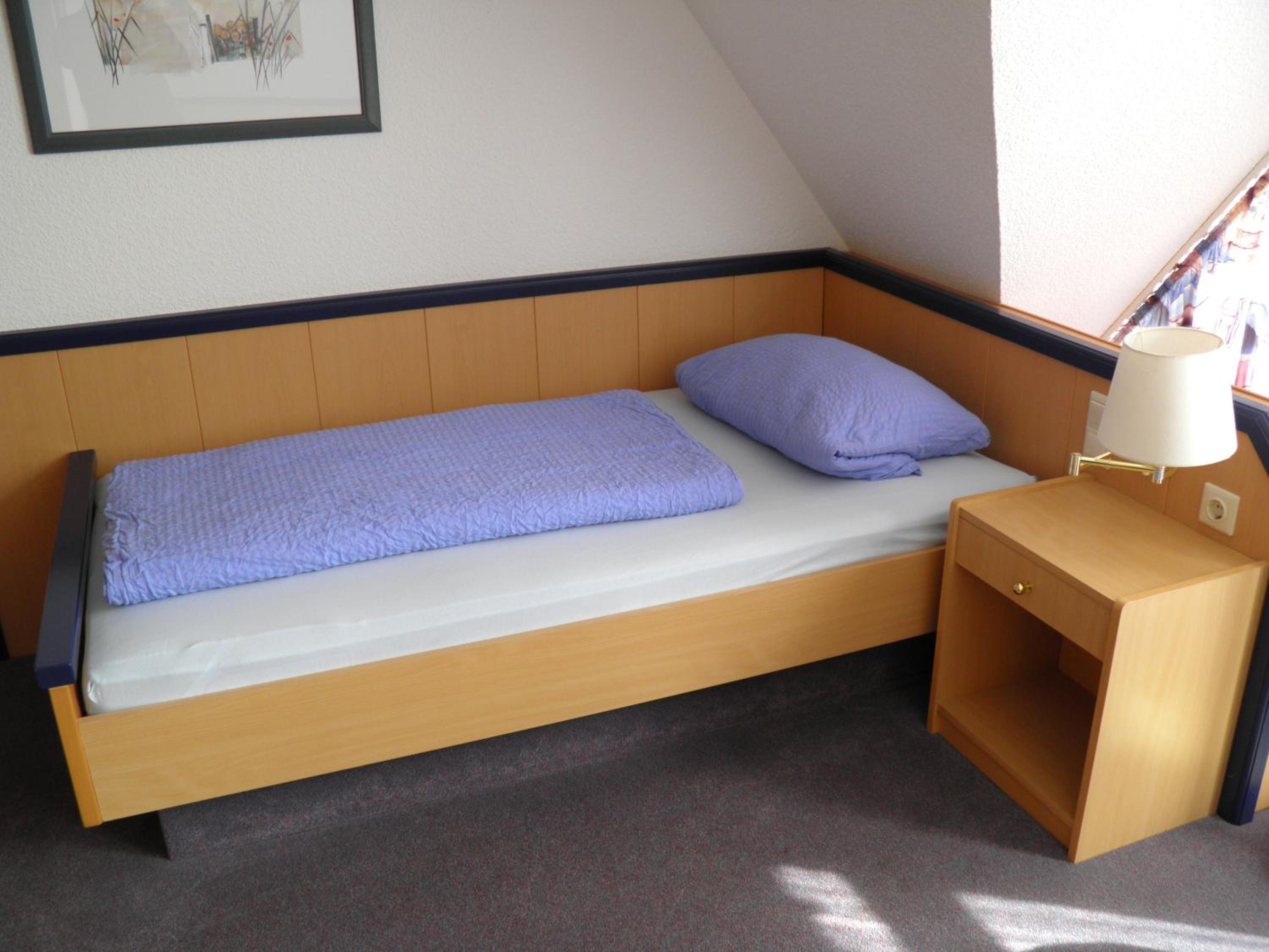 Single Room photo 3