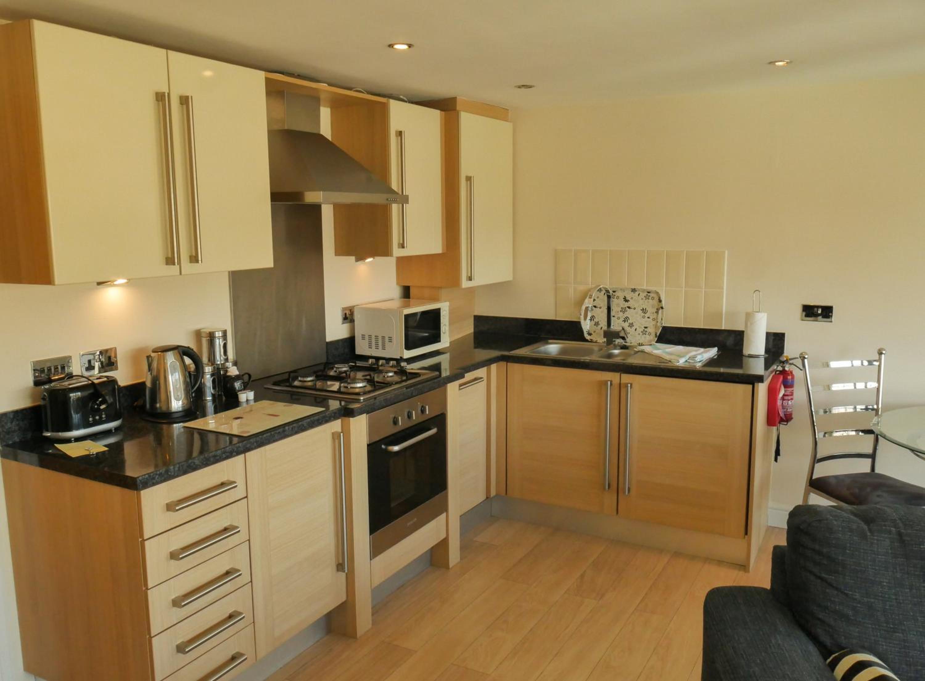 One Bedroom Apartment Marina View - First Floor - No Dogs Allowed, photo 6