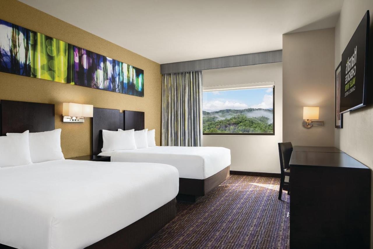 River tower deluxe room 2 Queens