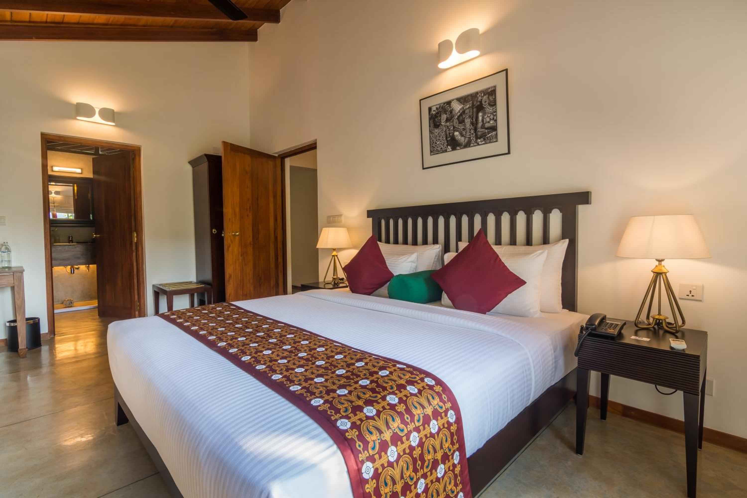 Deluxe Double or Twin Room with Garden View - Photo 10