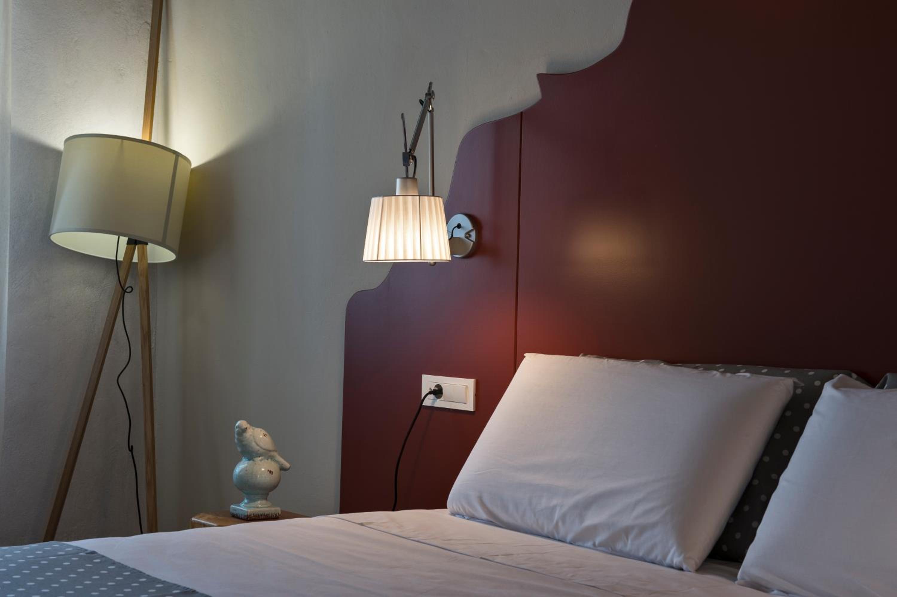 Superior Room with Sea View thumbnail 6