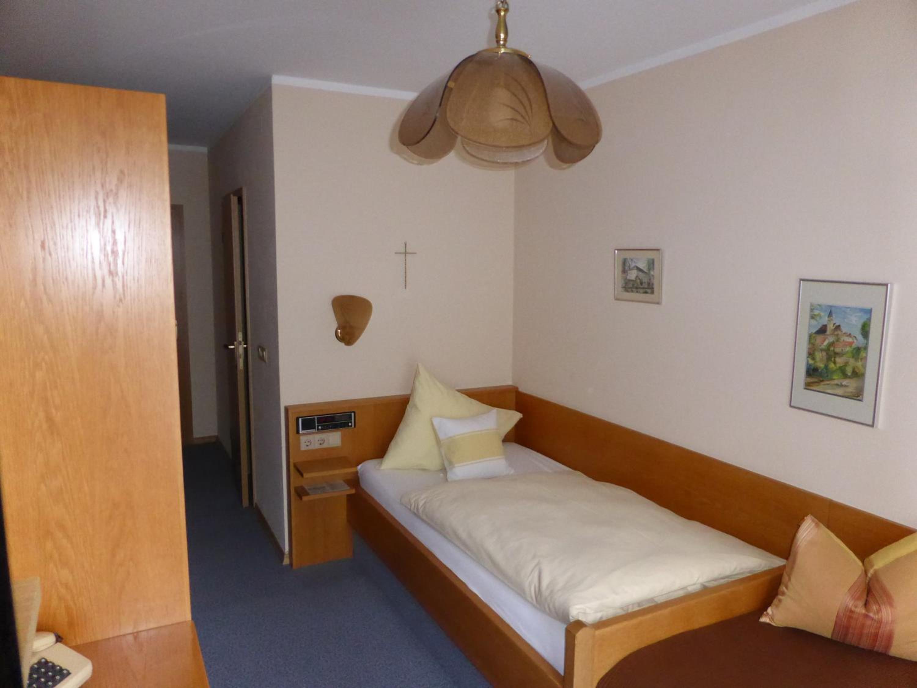 Single Room with Shower photo 3